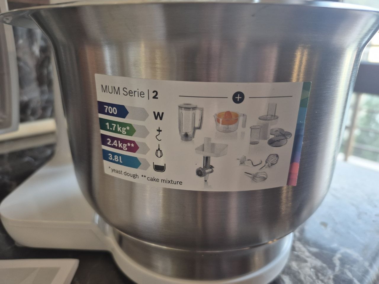 Кухонный комбайн Bosch MUMS2EW40 (Серия 2)