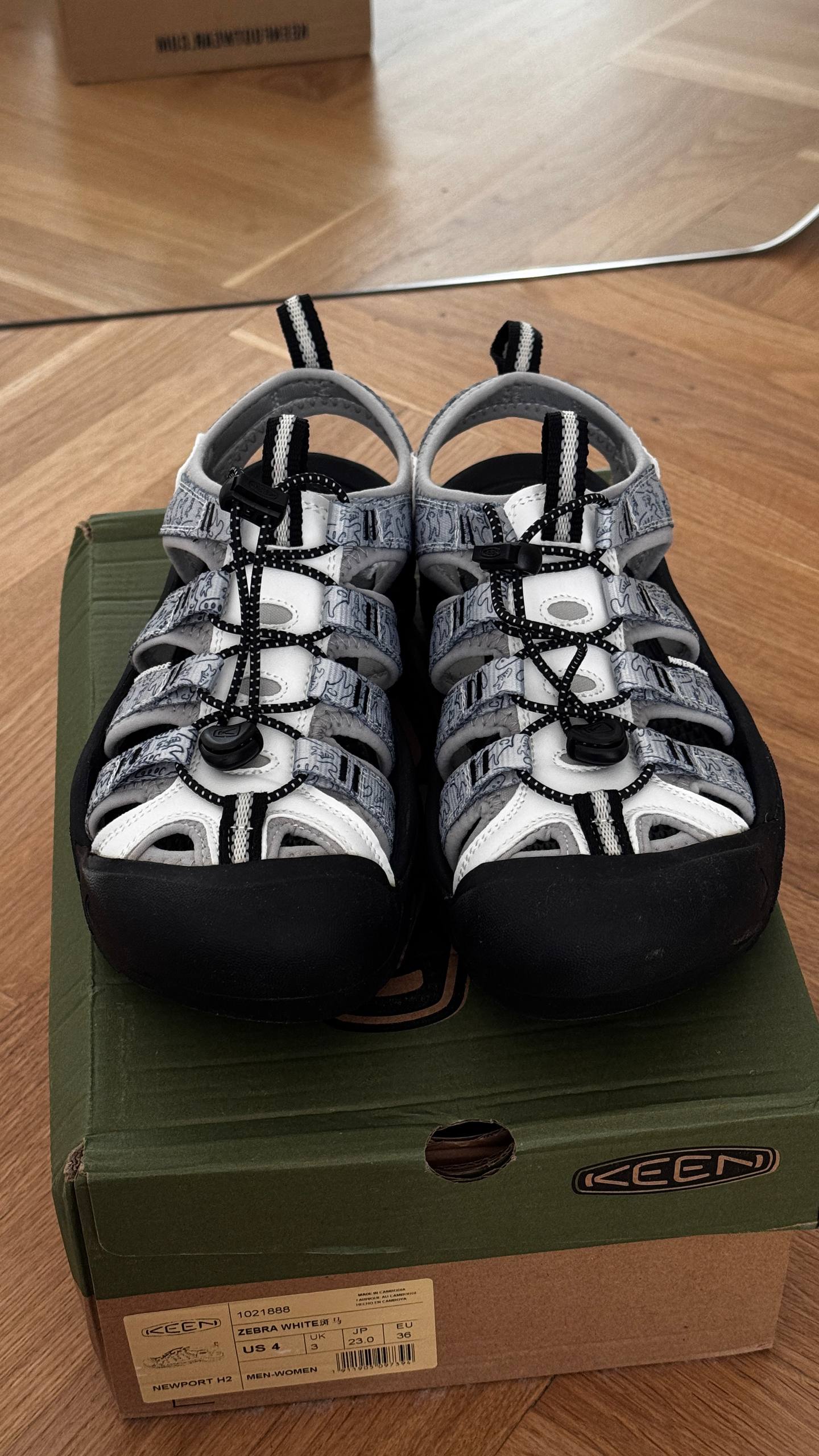 KEEN Newport H2 сандалии для хайкинга, размер 36-37