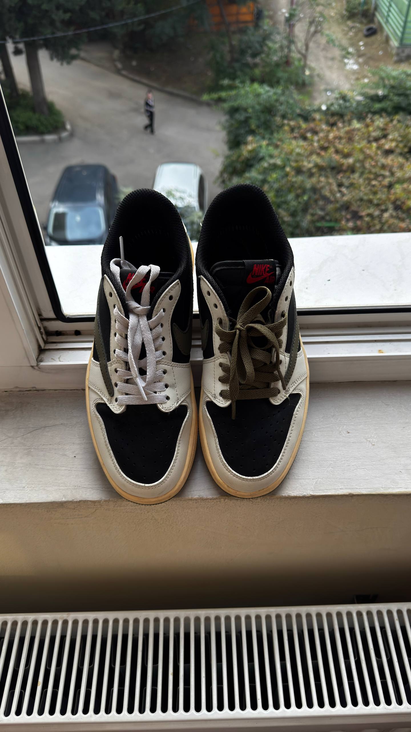 Travis Scott x Air Jordan 1 Low, размер 40