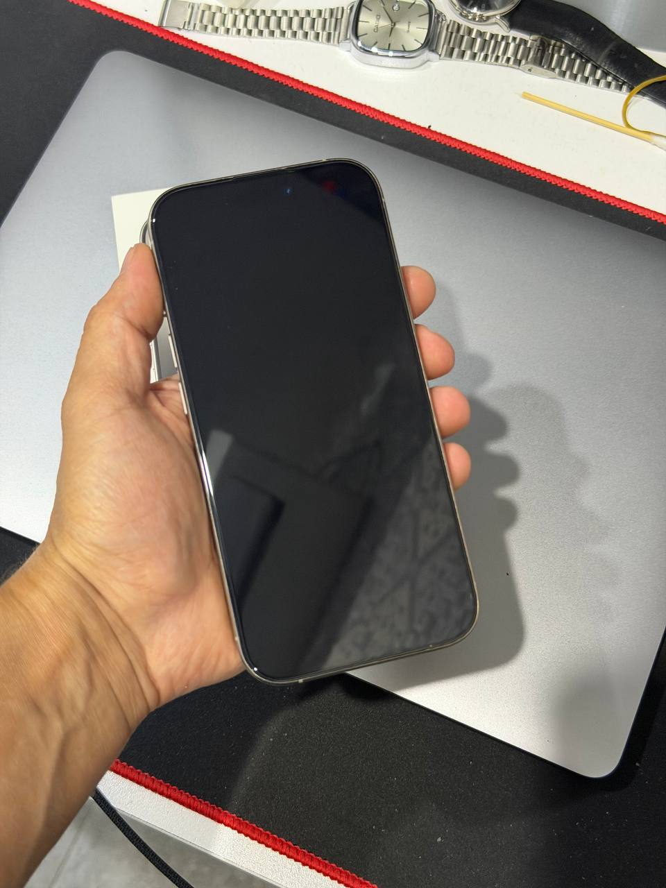 iPhone 16 Pro 256GB Titanium eSim
