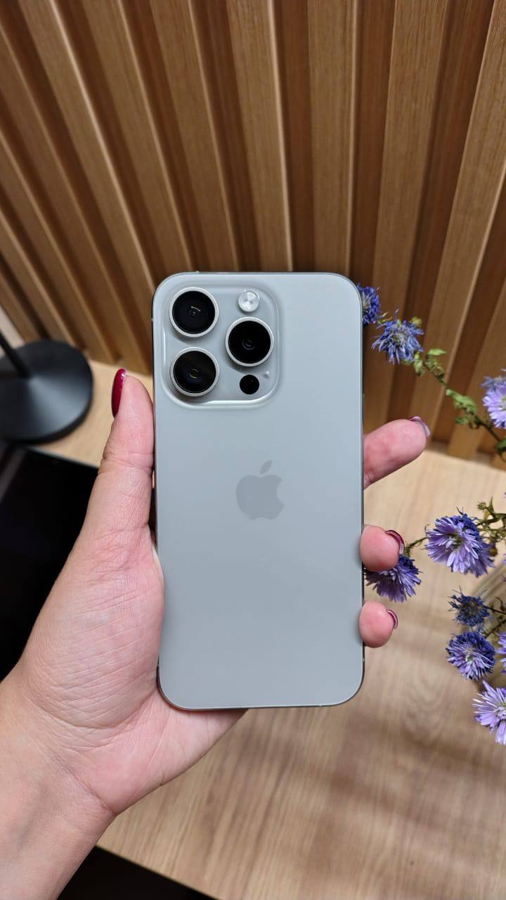 iPhone 15 Pro 256GB (eSIM + физическая SIM)