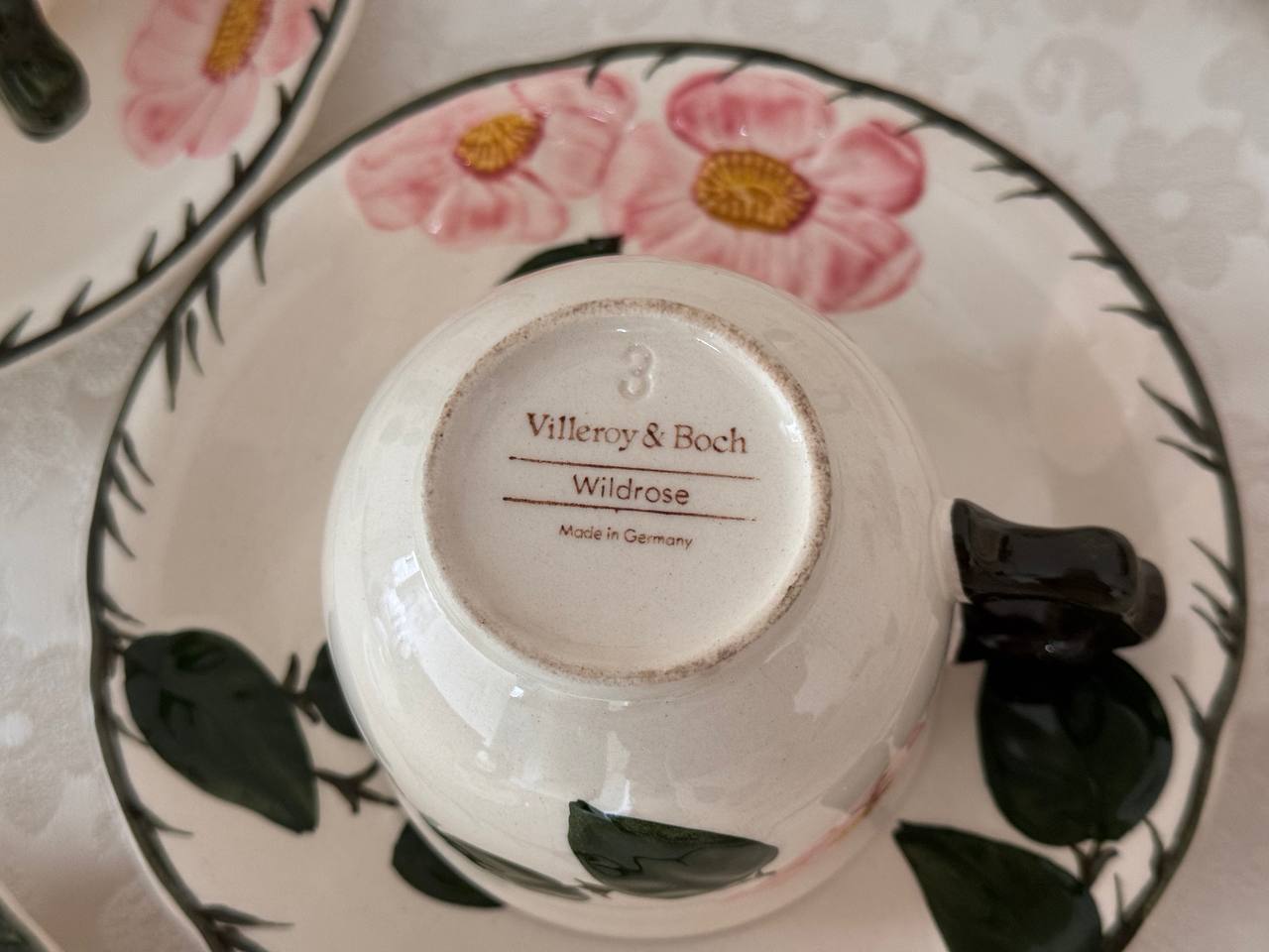 Винтажный набор Villeroy & Boch Wild Rose, 6 чайных пар