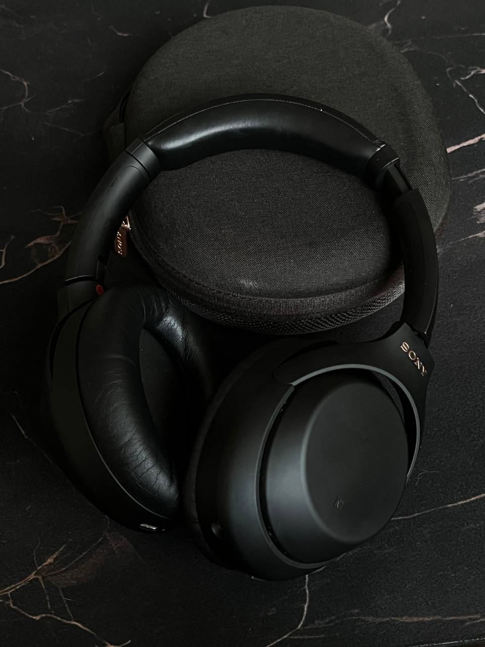 Sony WH-1000XM4 беспроводные наушники с шумоподавлением