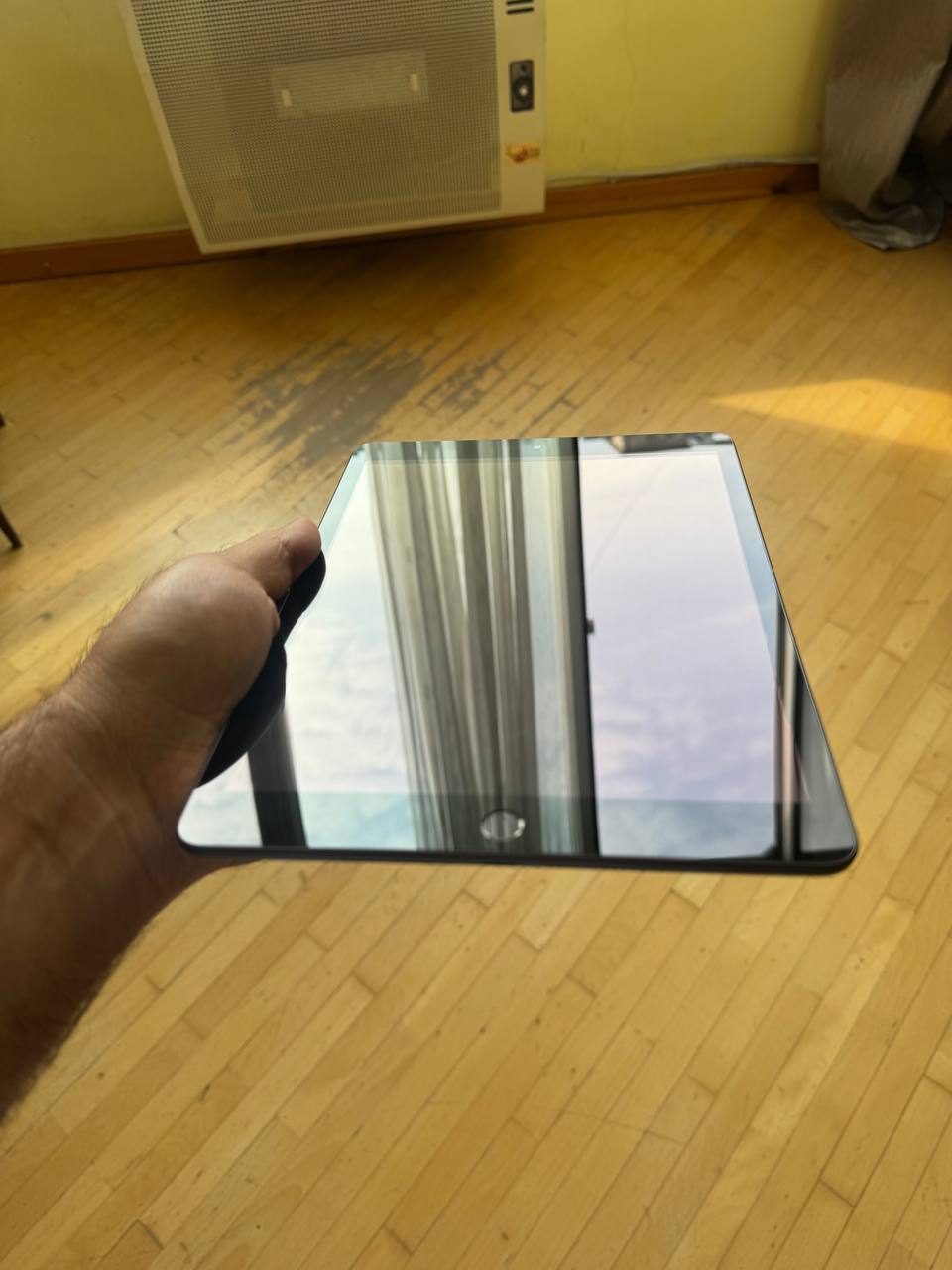 Apple iPad 9-го поколения 64 ГБ со стилусом 1-го поколения