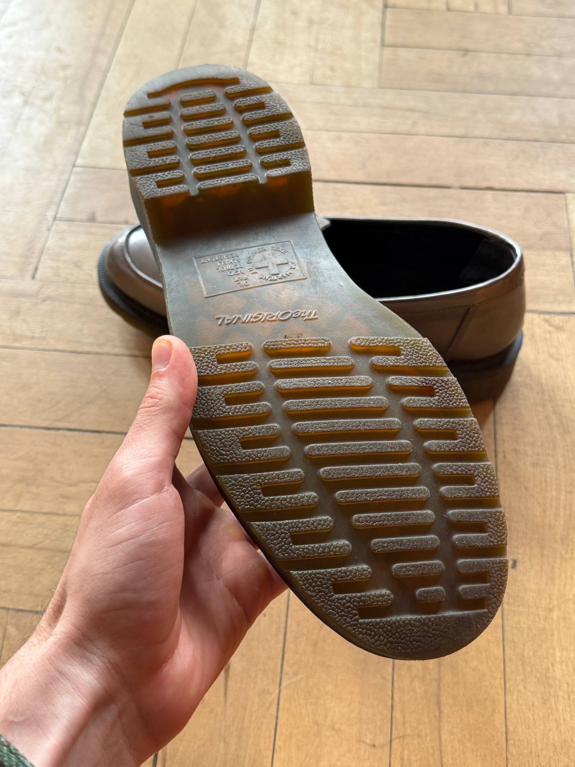 Лоферы Dr. Martens Abby, EU 42