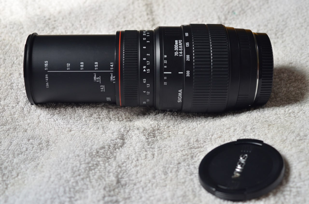 Sigma 70-300mm APO Macro Super объектив для Canon EF/EF-S