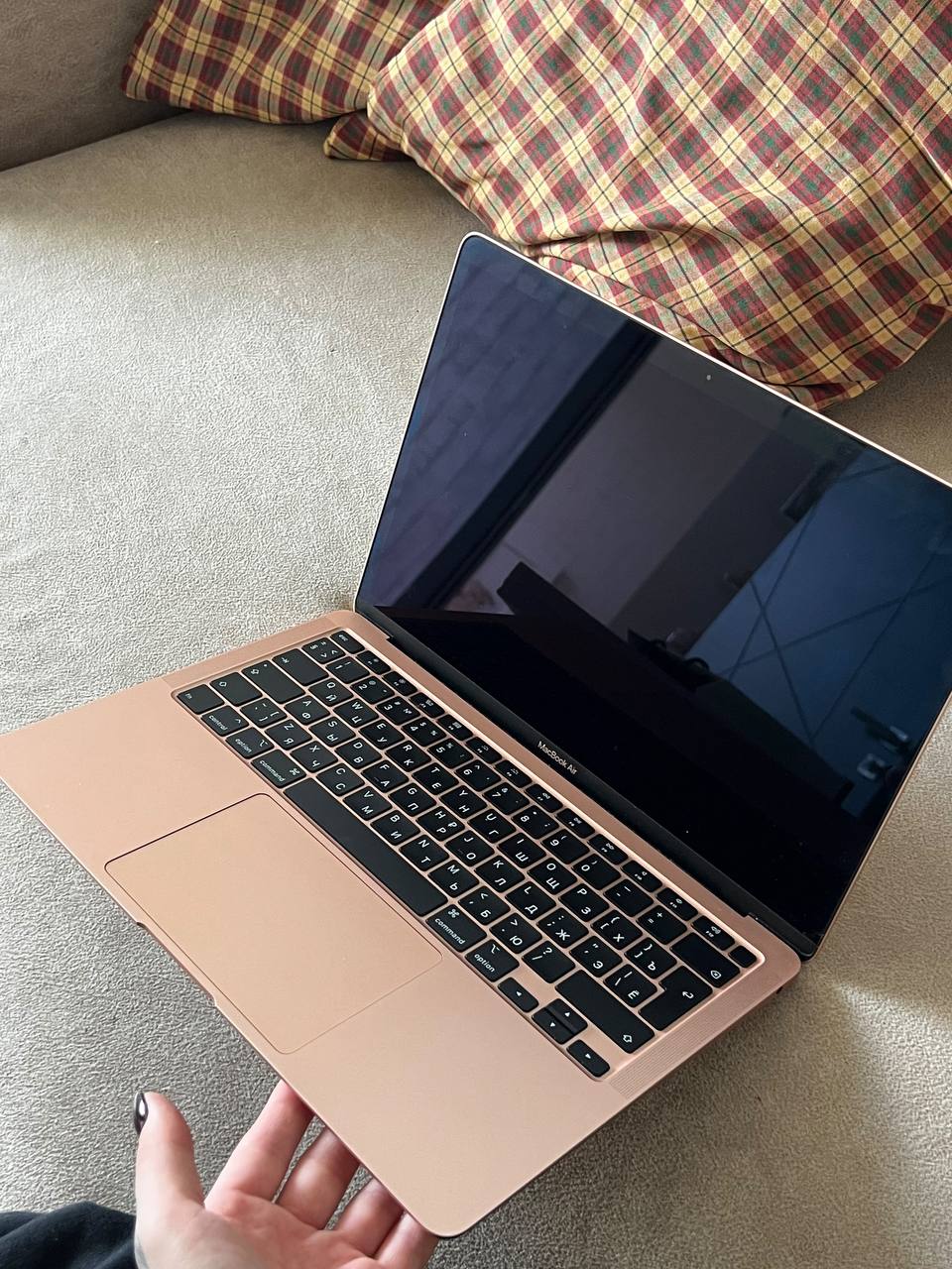 MacBook Air 2020 (Intel Core i3, 8 ГБ, 13.3")