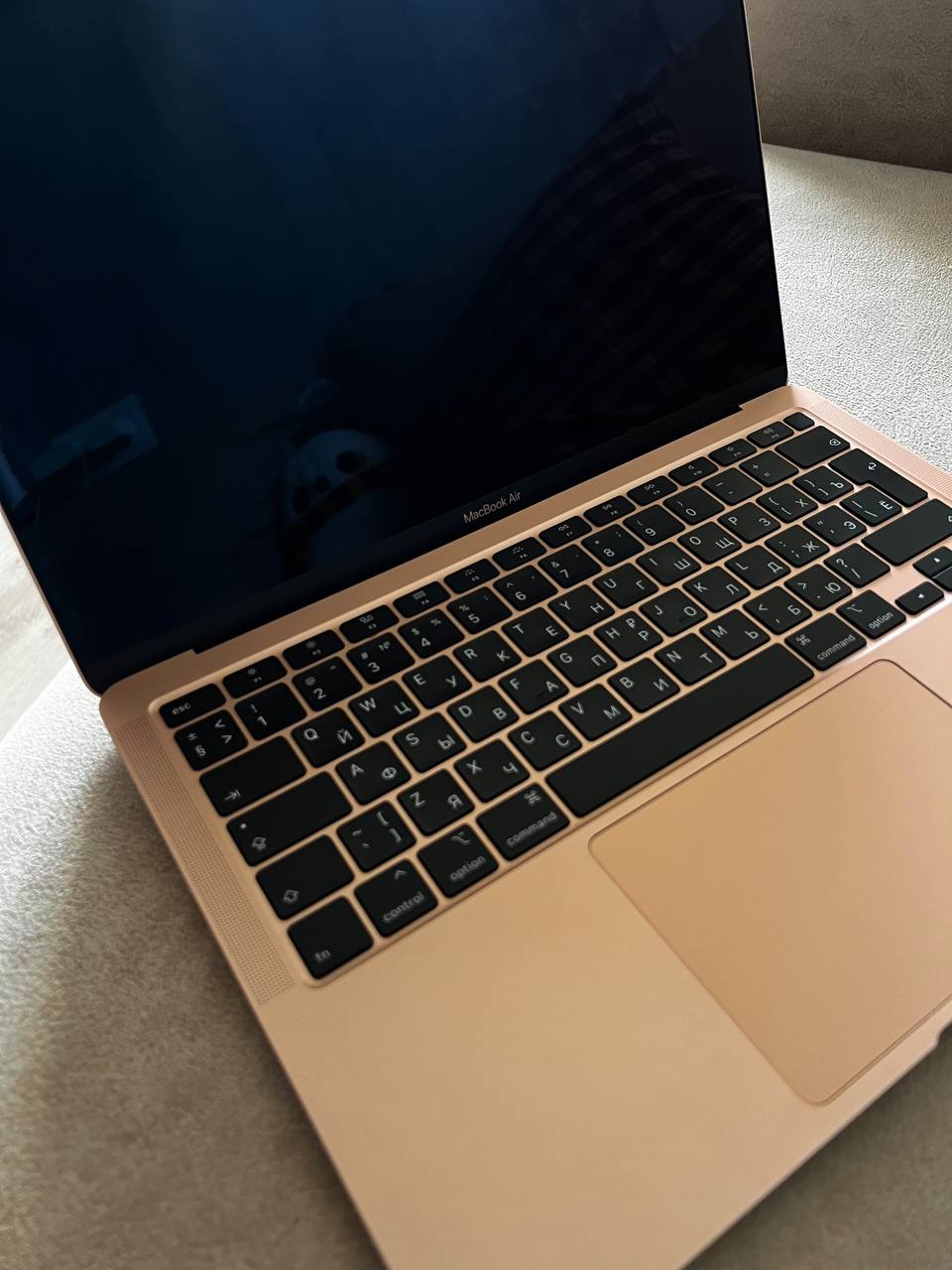 MacBook Air 2020 (Intel Core i3, 8 ГБ, 13.3")