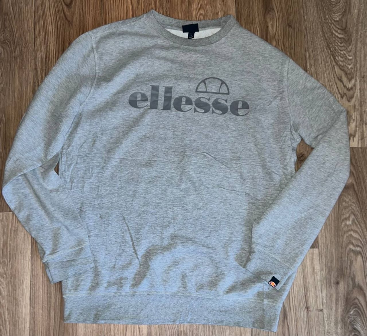 Свитшот Ellesse размер L