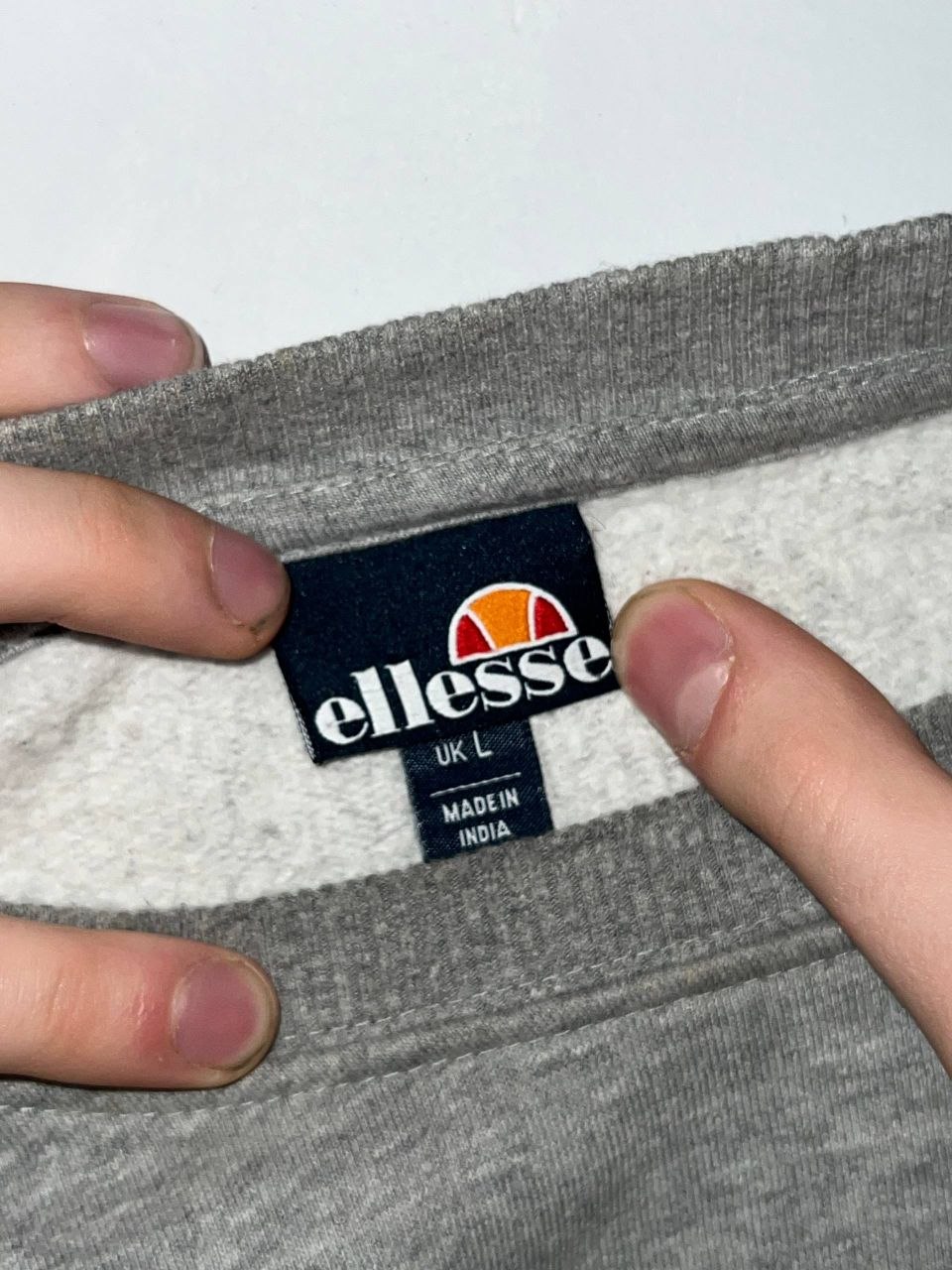 Свитшот Ellesse размер L