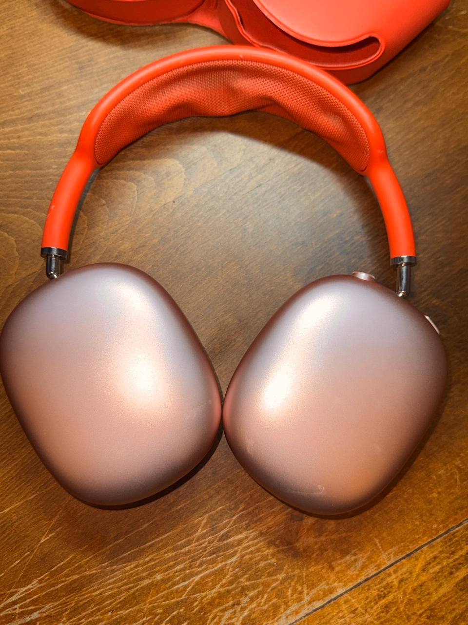 Apple AirPods Max (1 поколение)