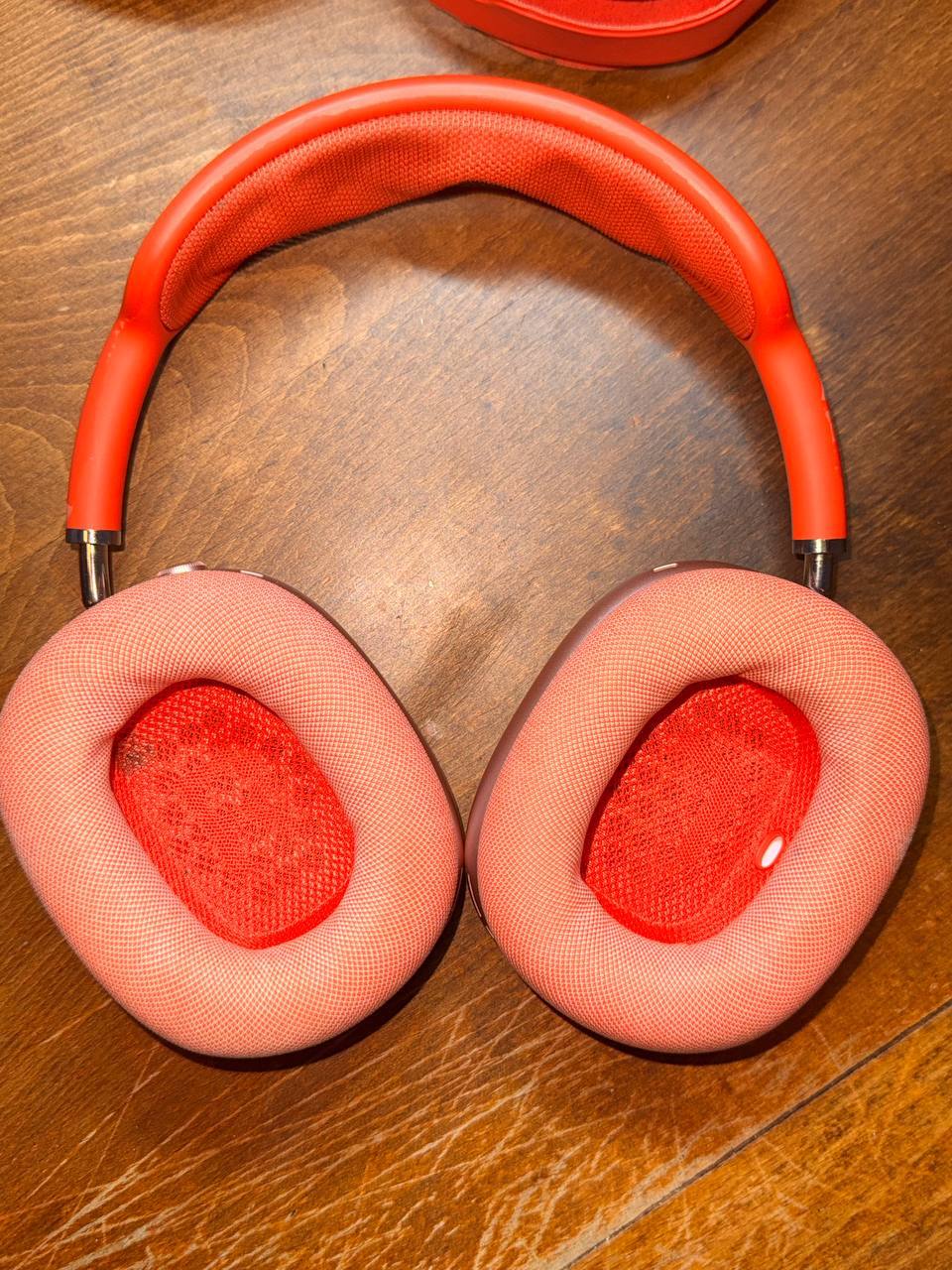 Apple AirPods Max (1 поколение)