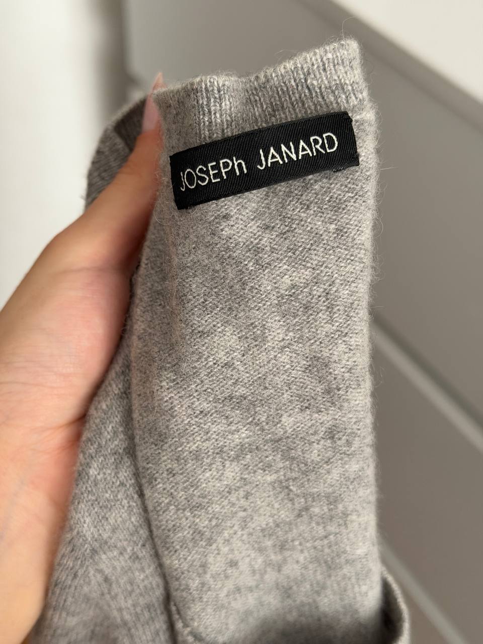 Кашемировый свитер на M/L, новый