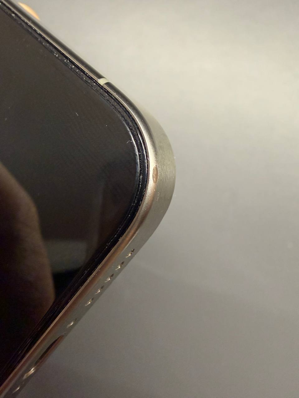 iPhone 15 Pro Natural Titanium 128GB