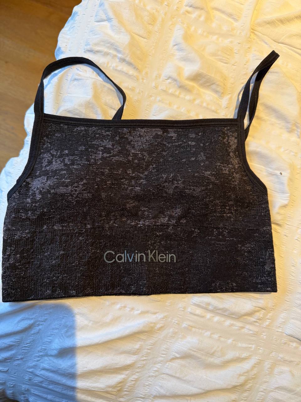 Calvin Klein вещь, новая без бирки