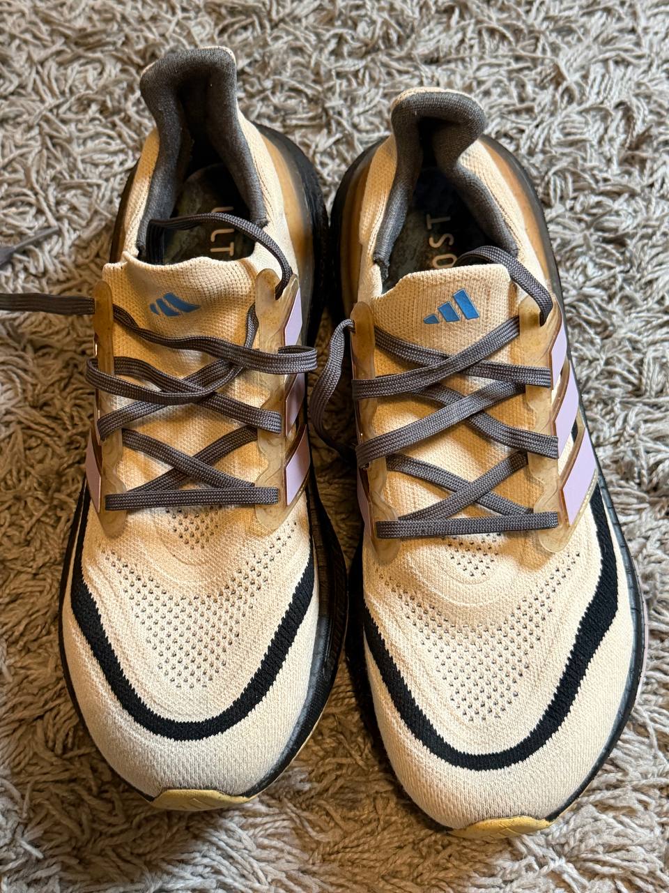 Кроссовки Adidas новые 44 размер