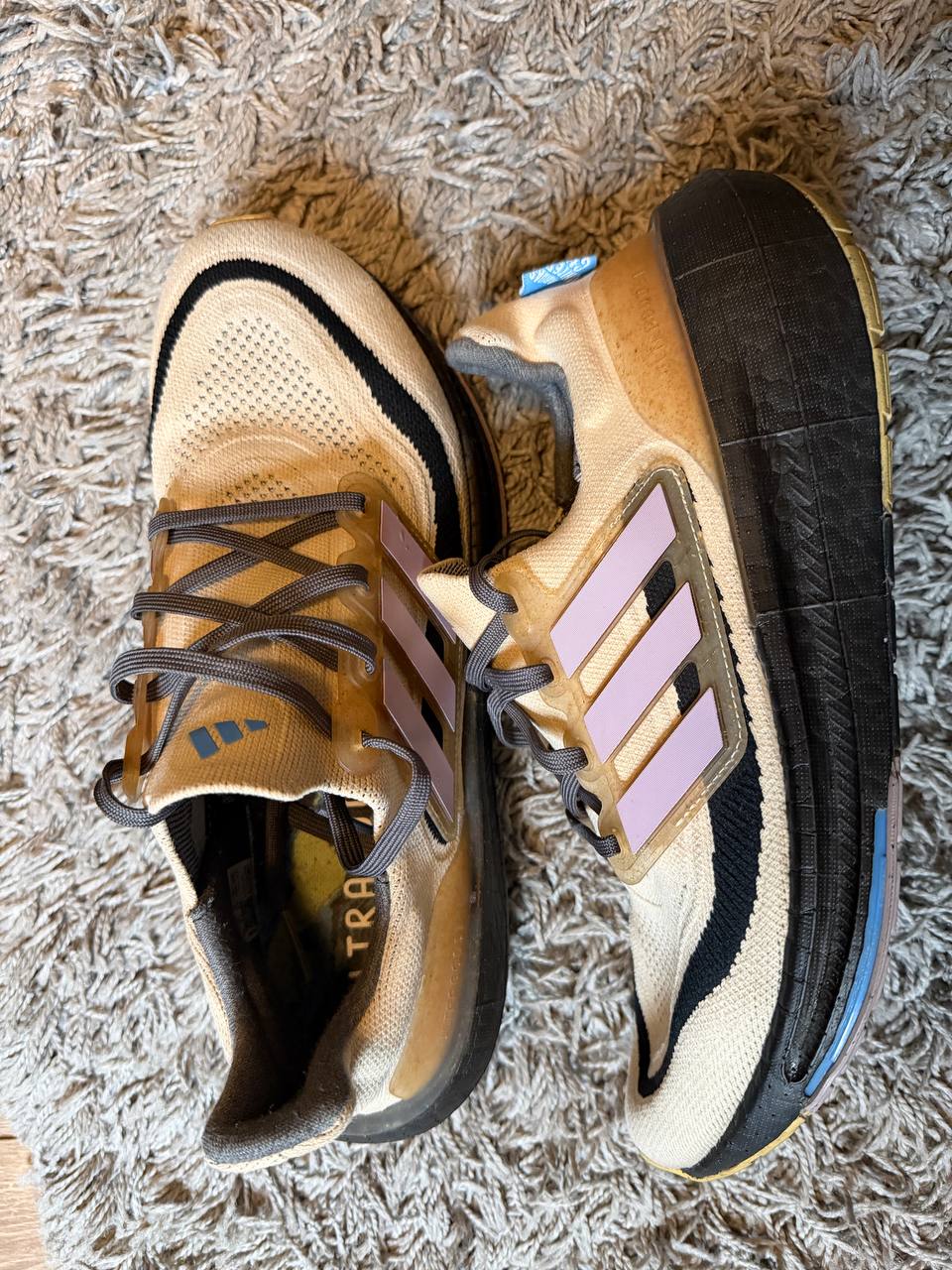 Кроссовки Adidas новые 44 размер