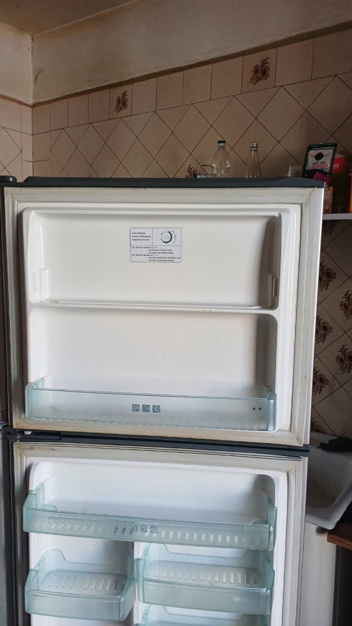 Холодильник Samsung