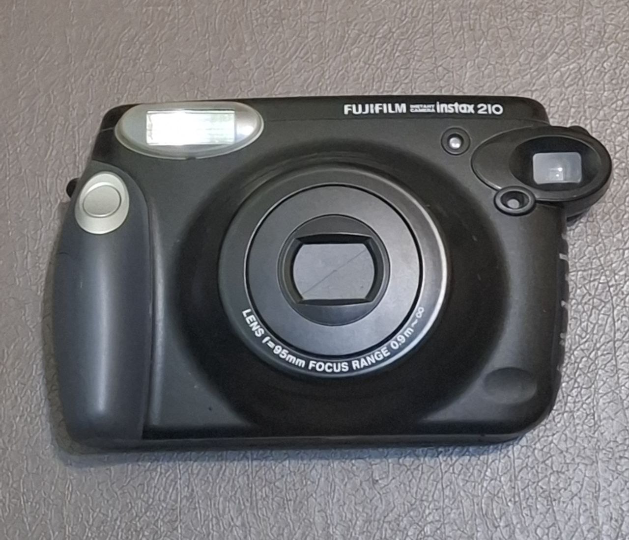 Фотоаппарат Fujifilm Instax 210 Wide