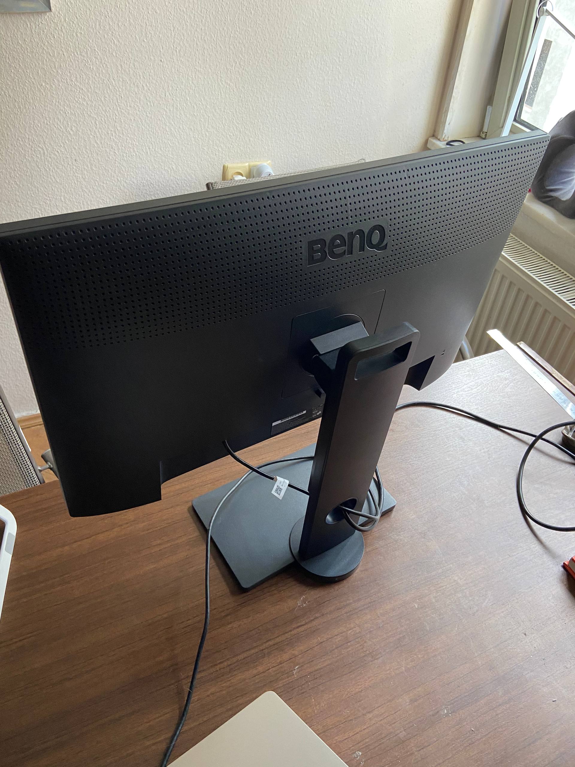 Монитор BenQ PD2705Q 27" Designer Monitor