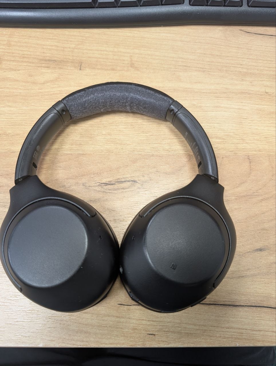 Наушники Sony WH-XB900N