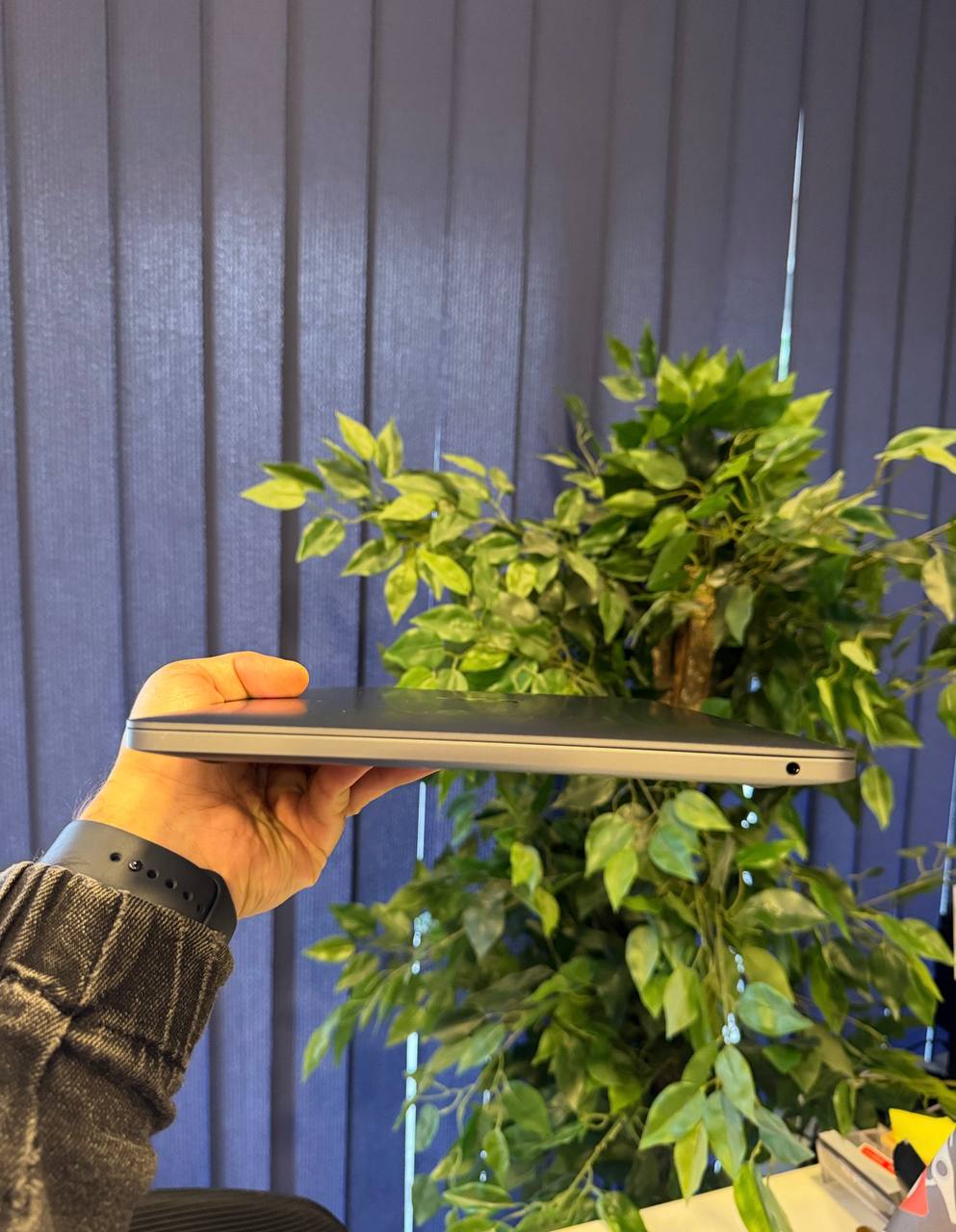 MacBook Pro M2 13.3" 8GB 256GB