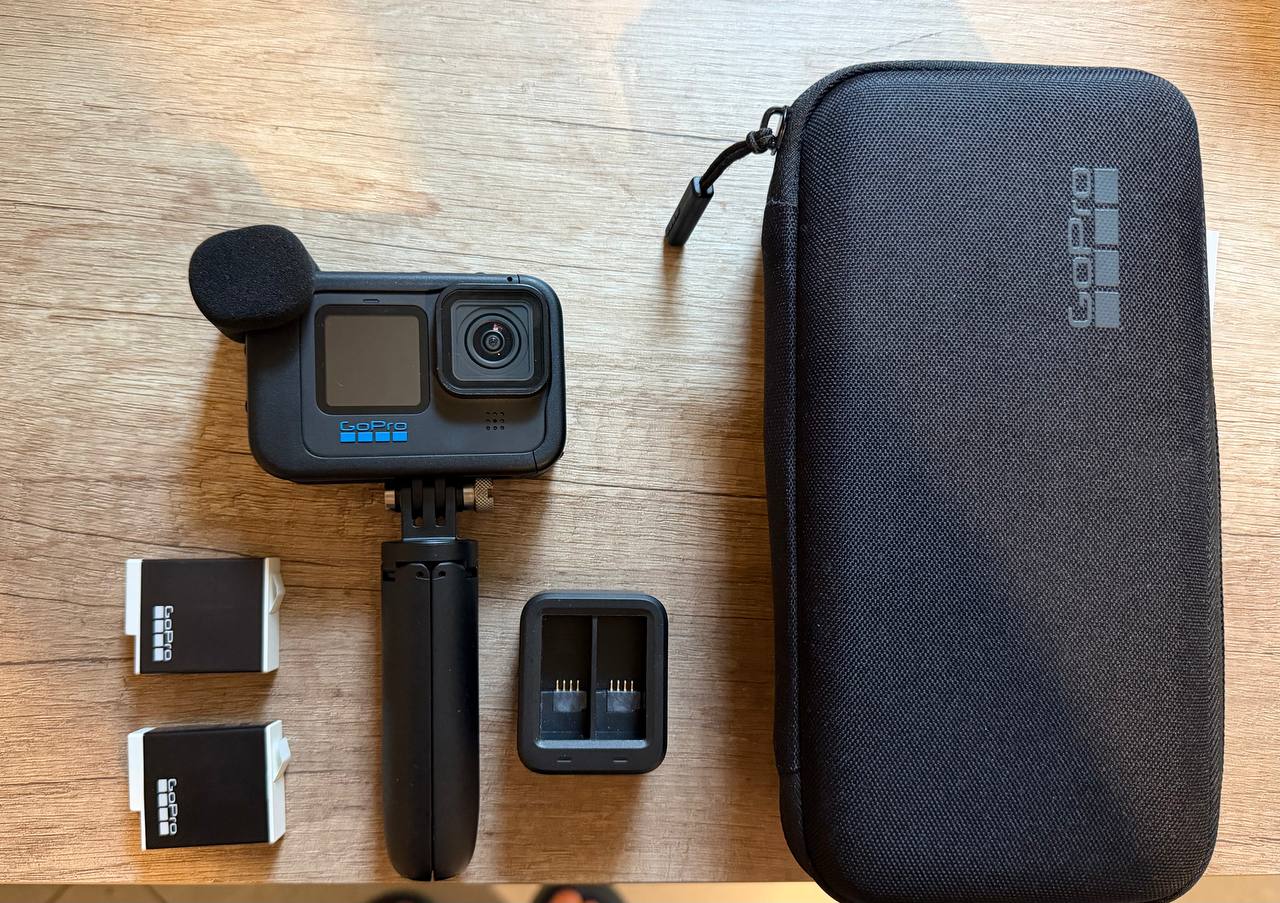 GoPro Hero 11 + Media Mod + док-станция + карта памяти + 2 батареи