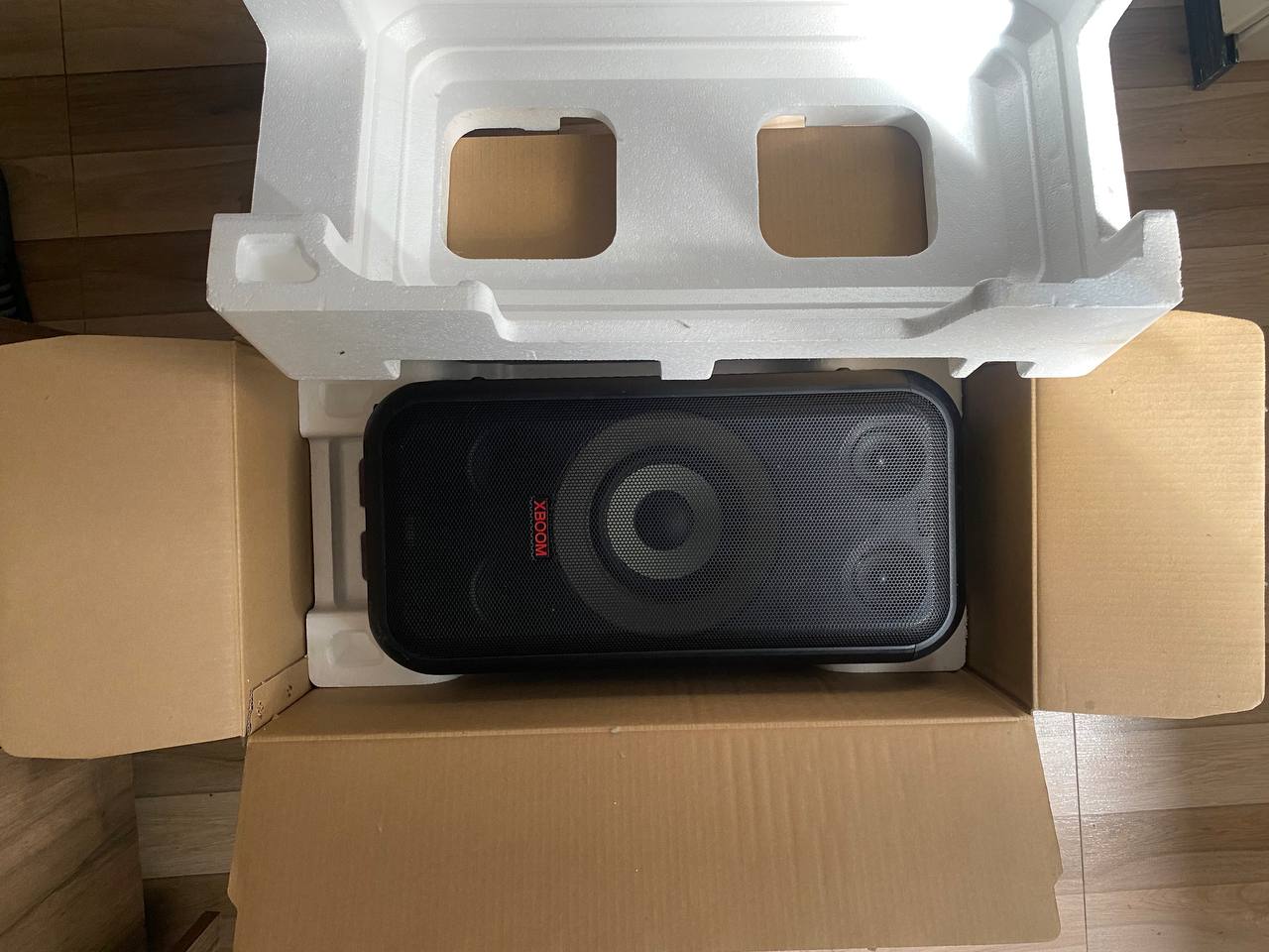 LG XBOOM XL5S Bluetooth-колонка 200 Вт