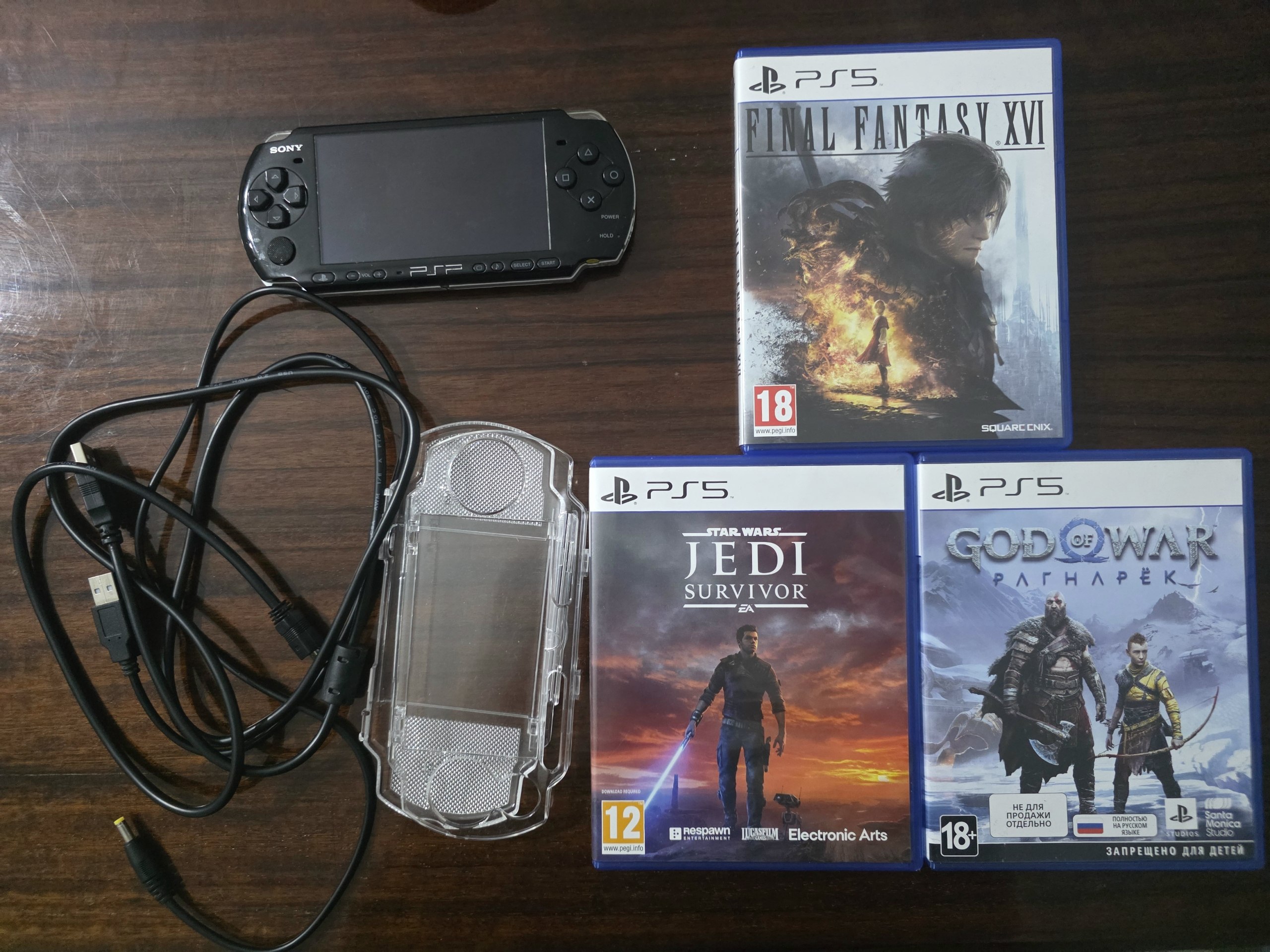 PSP 3000 (прошитый) с кейсом и кабелем