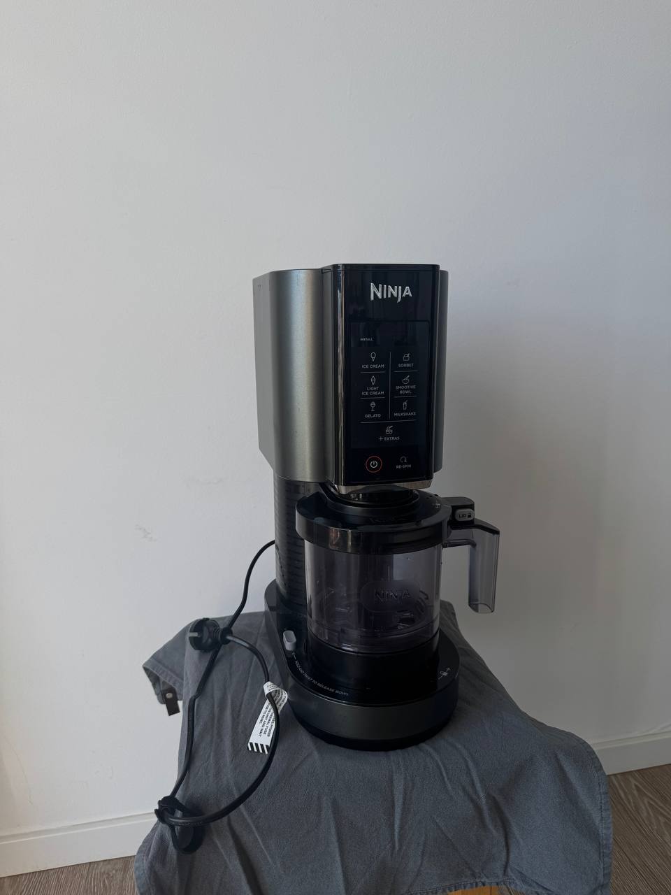 Мороженица Ninja CREAMi NC302EU