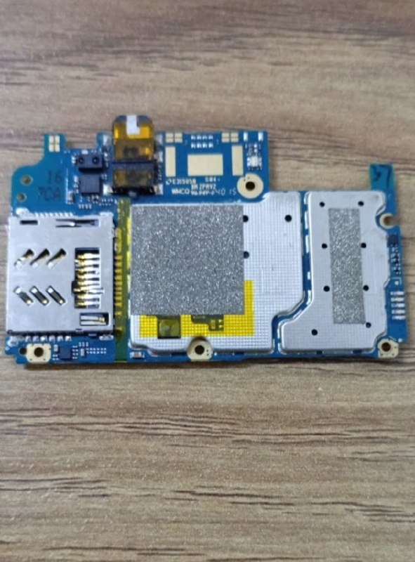 Телефон ZTE Blade X7/Z7 на запчасти + плата