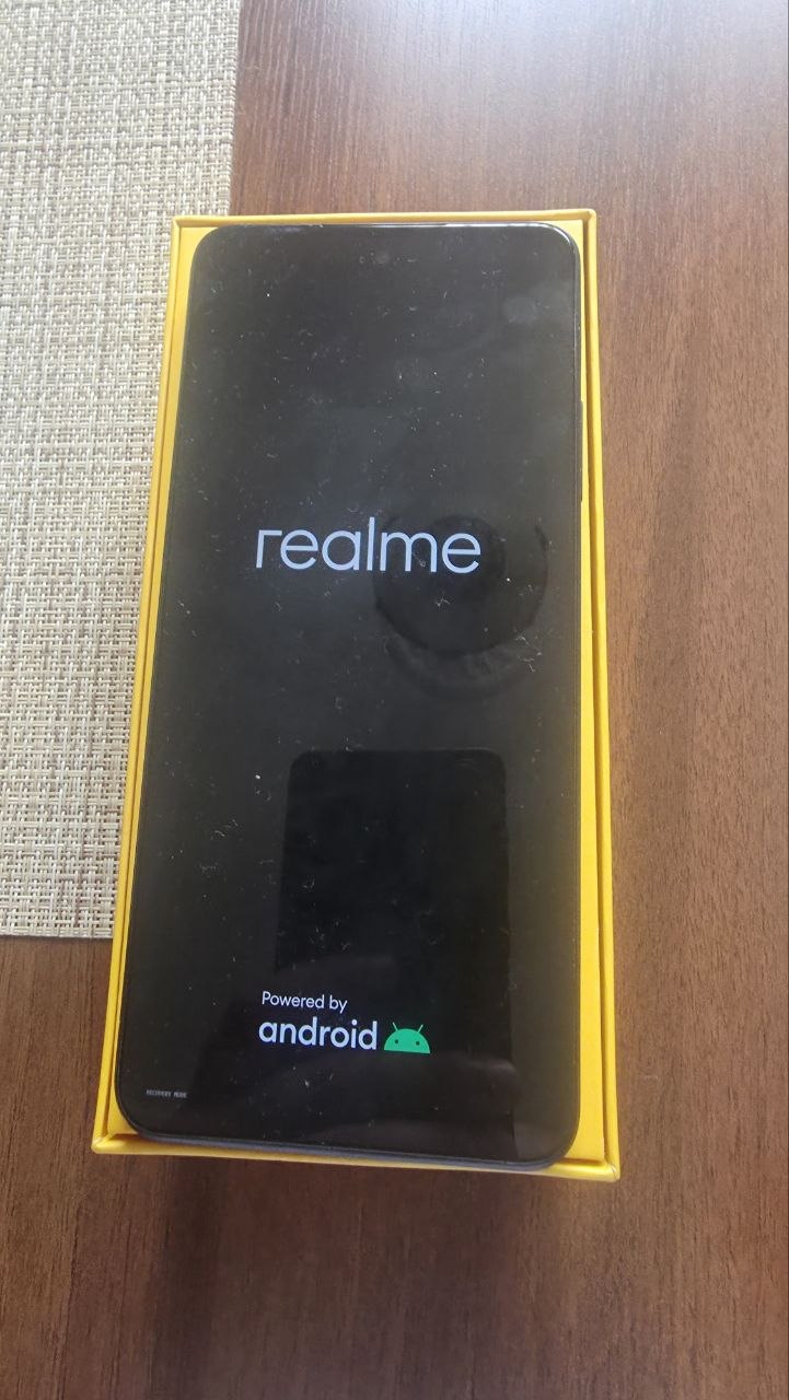 Realme C55, хорошее состояние