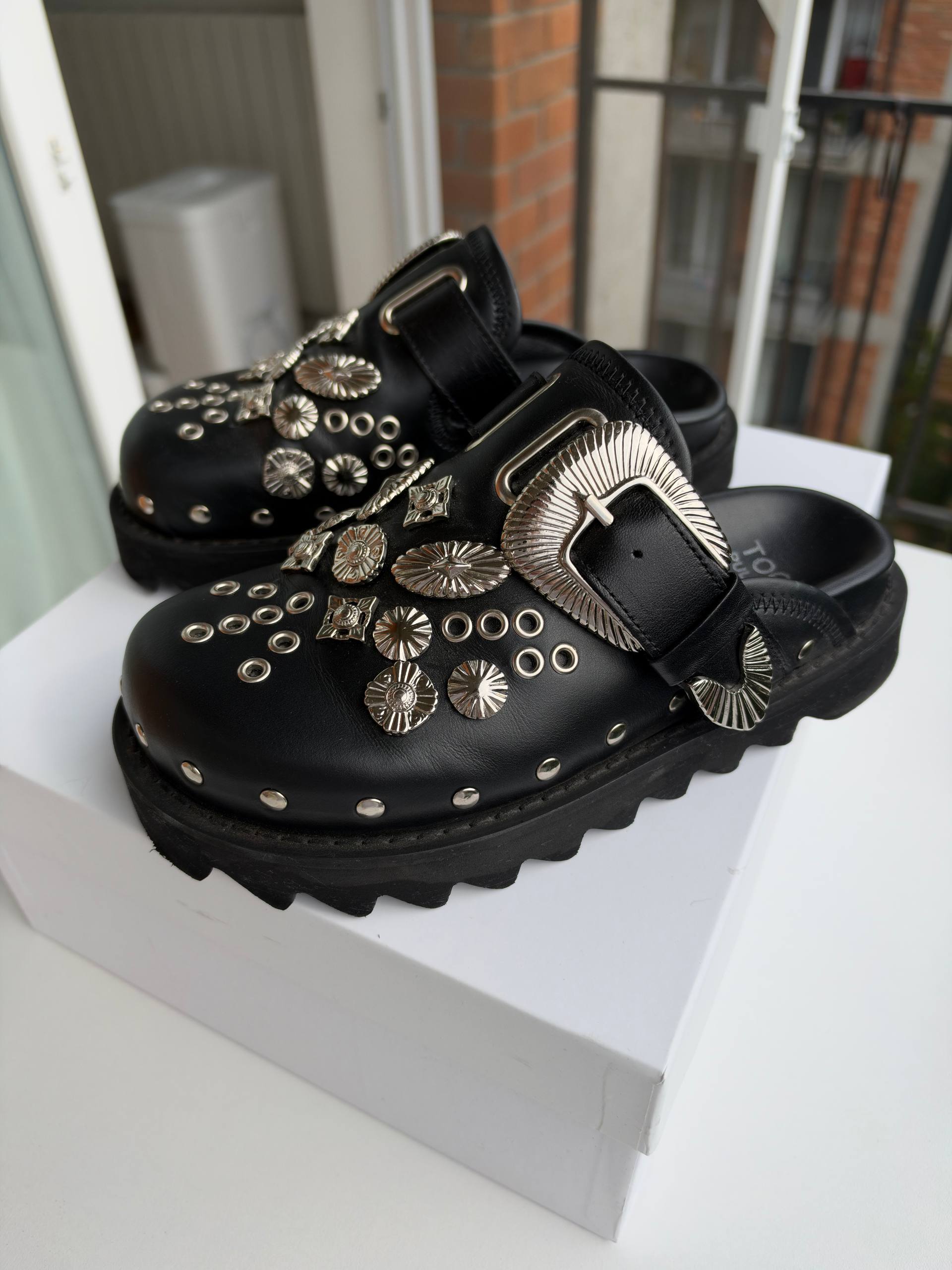 Toga Pulla Sabot Metal Mules, размер 35