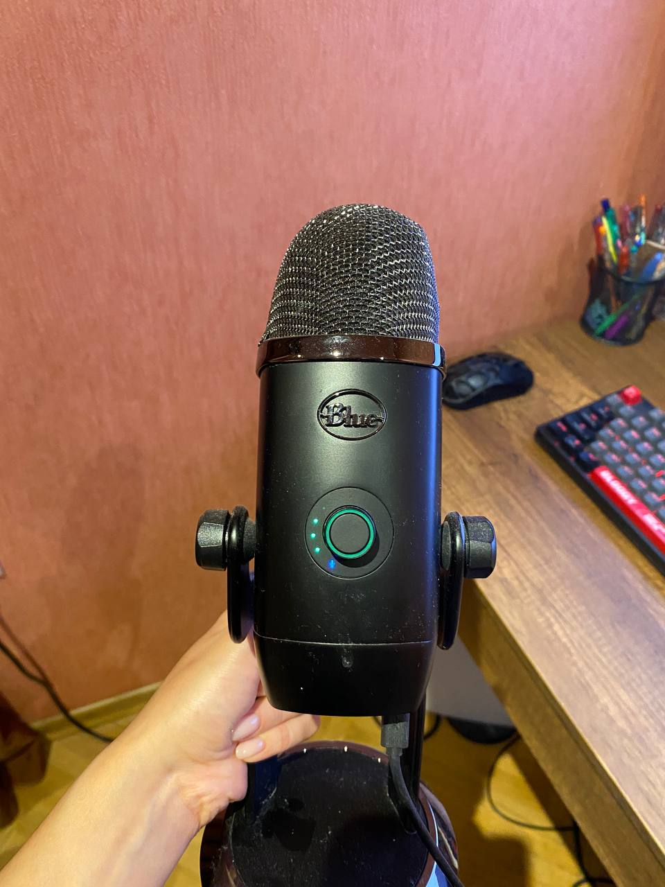 Микрофон Blue Yeti X USB