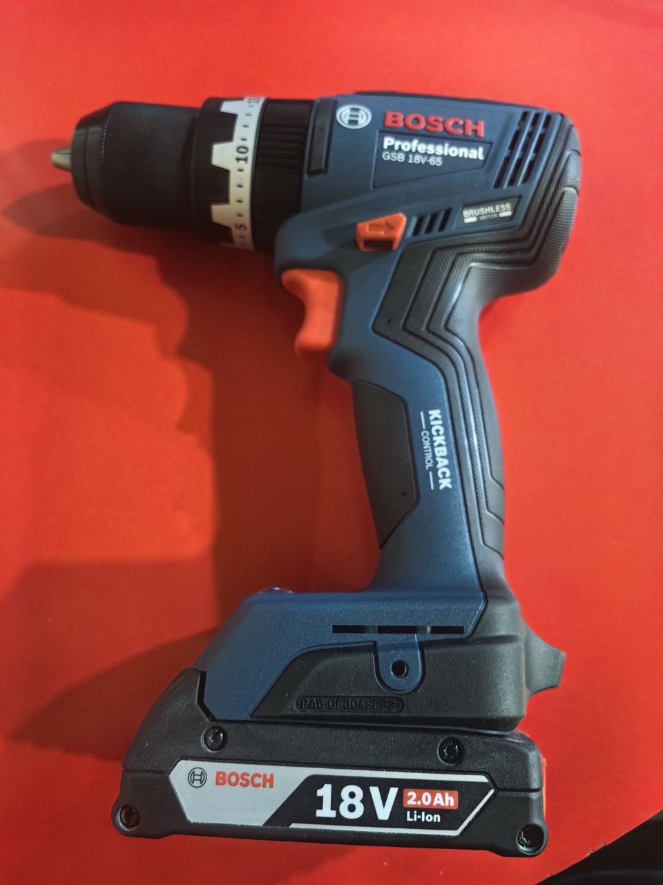 Ударный шуруповерт Bosch GSB 18V-65