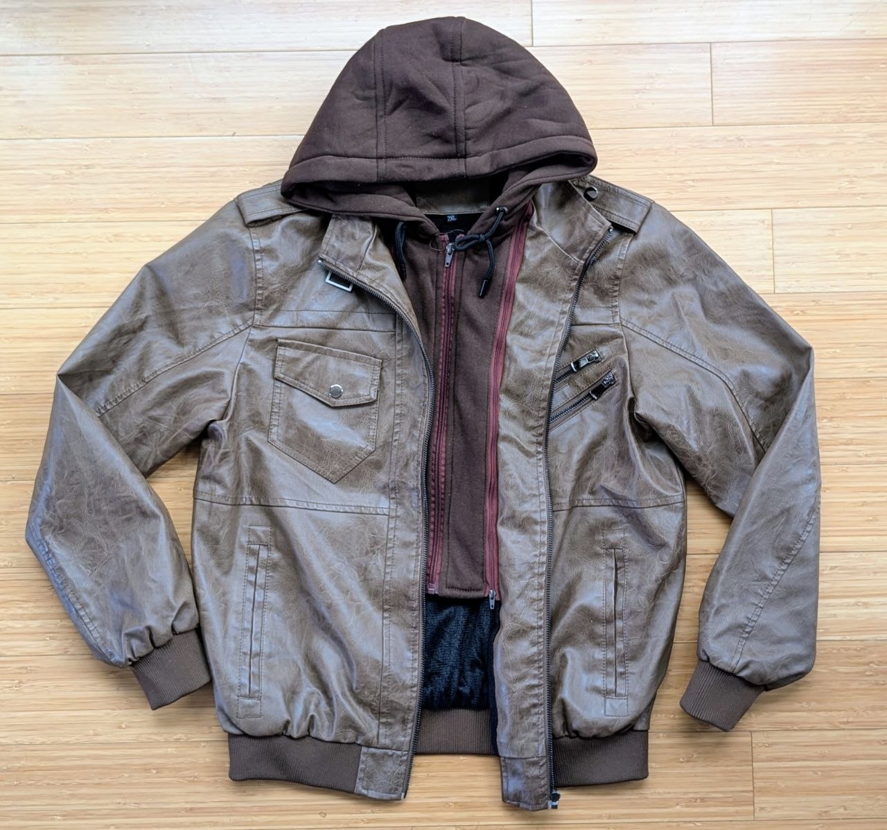 Куртка-бомбер 2-в-1 из PU-экокожи с капюшоном, 2XL