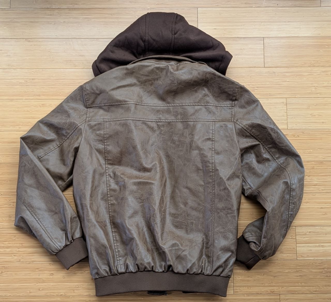 Куртка-бомбер 2-в-1 из PU-экокожи с капюшоном, 2XL