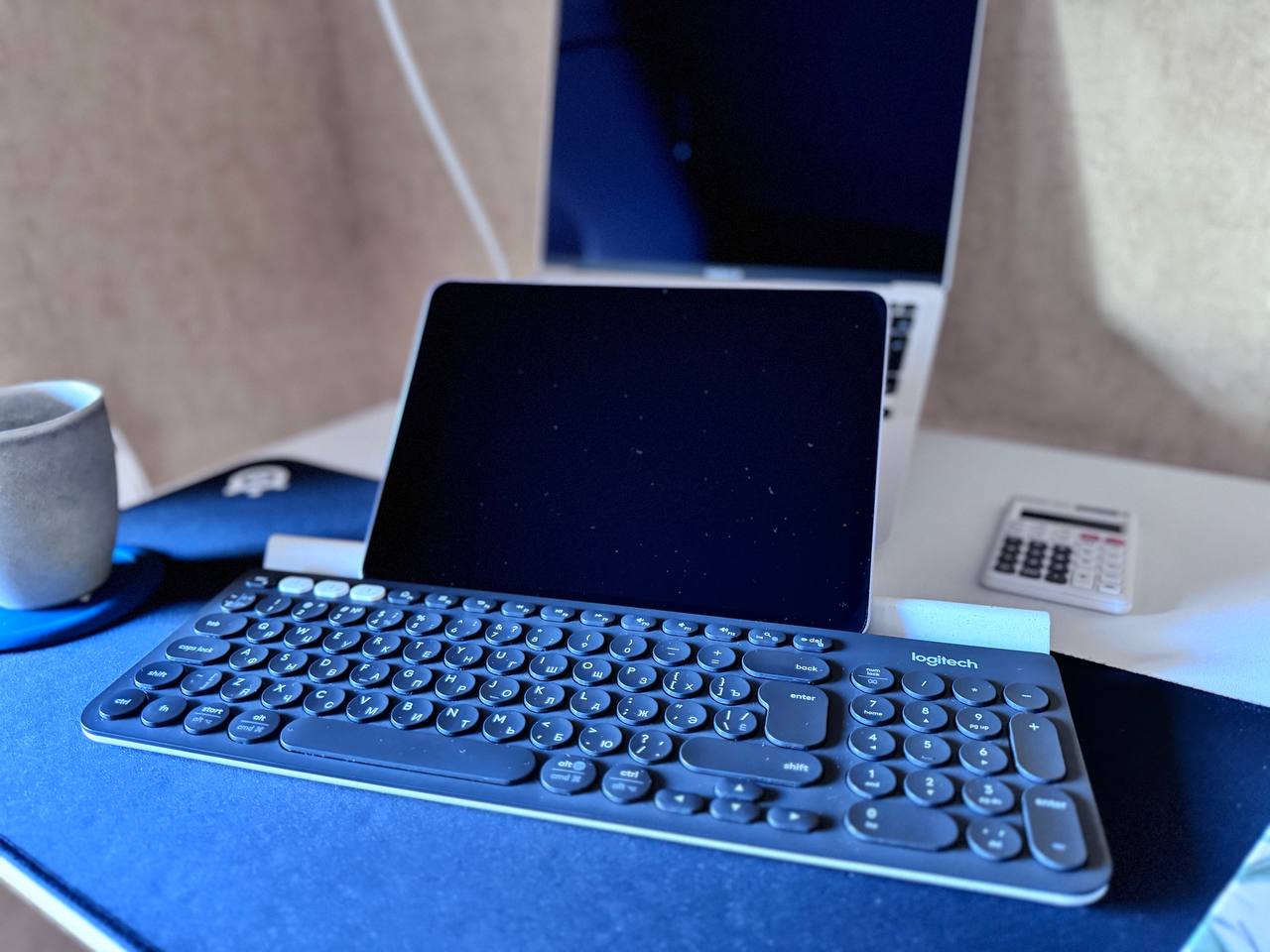 Беспроводная клавиатура Logitech K780 Multi-Device