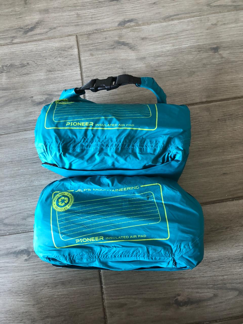 Надувные коврики ALPS Mountaineering Pioneer Insulated 2 шт