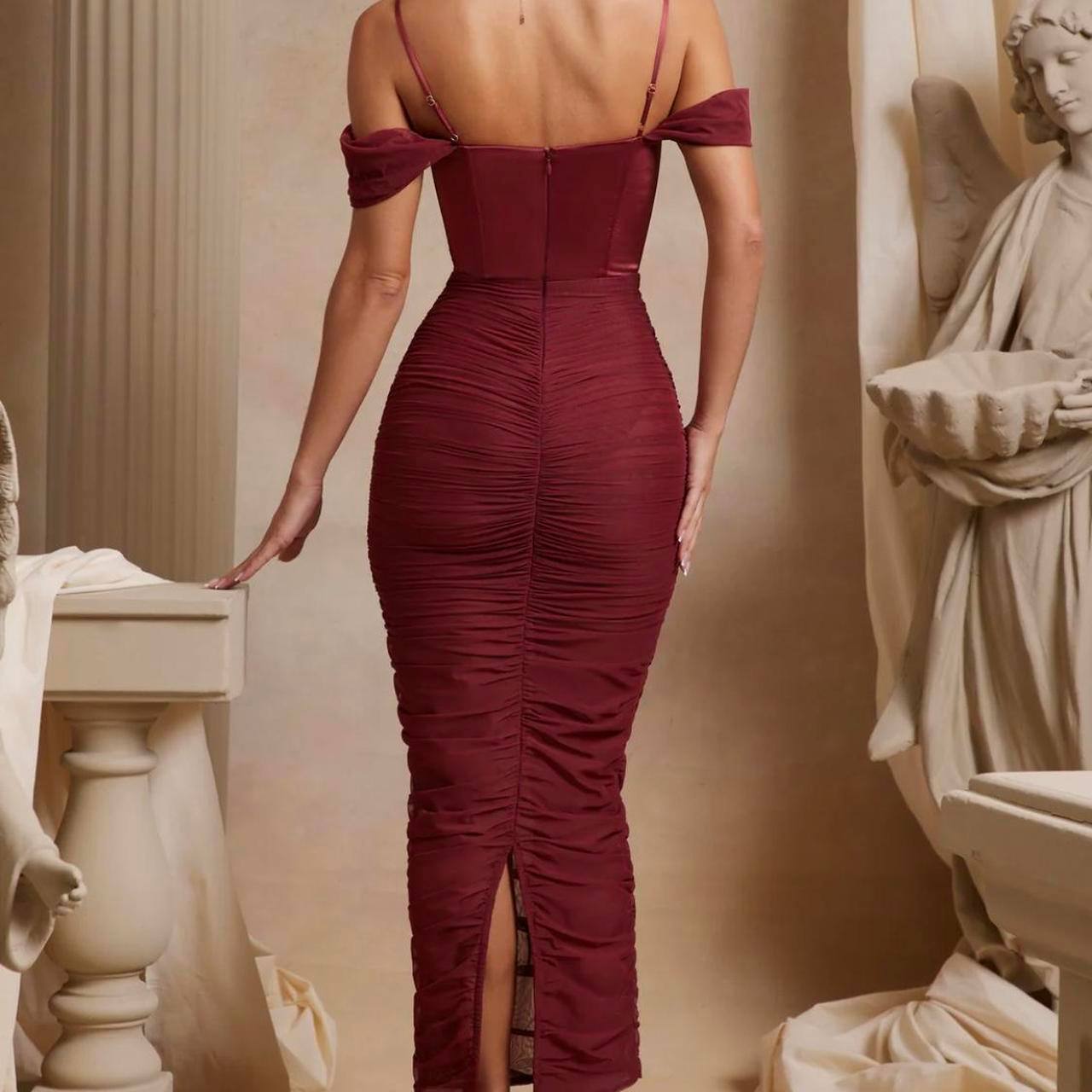 Платье макси OH POLLY off the shoulder ruched corset бордовое