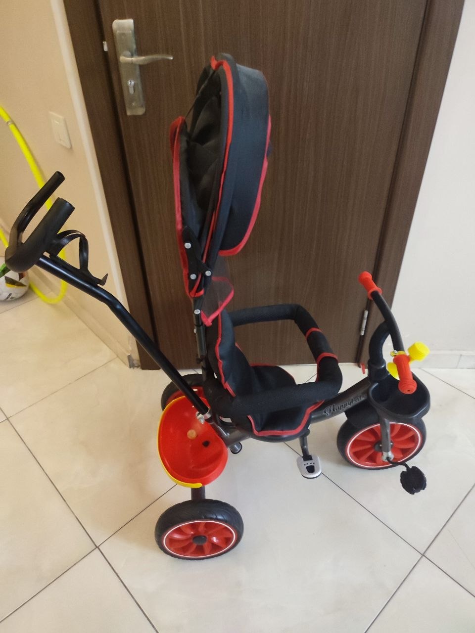 Новый велосипед с родительской ручкой