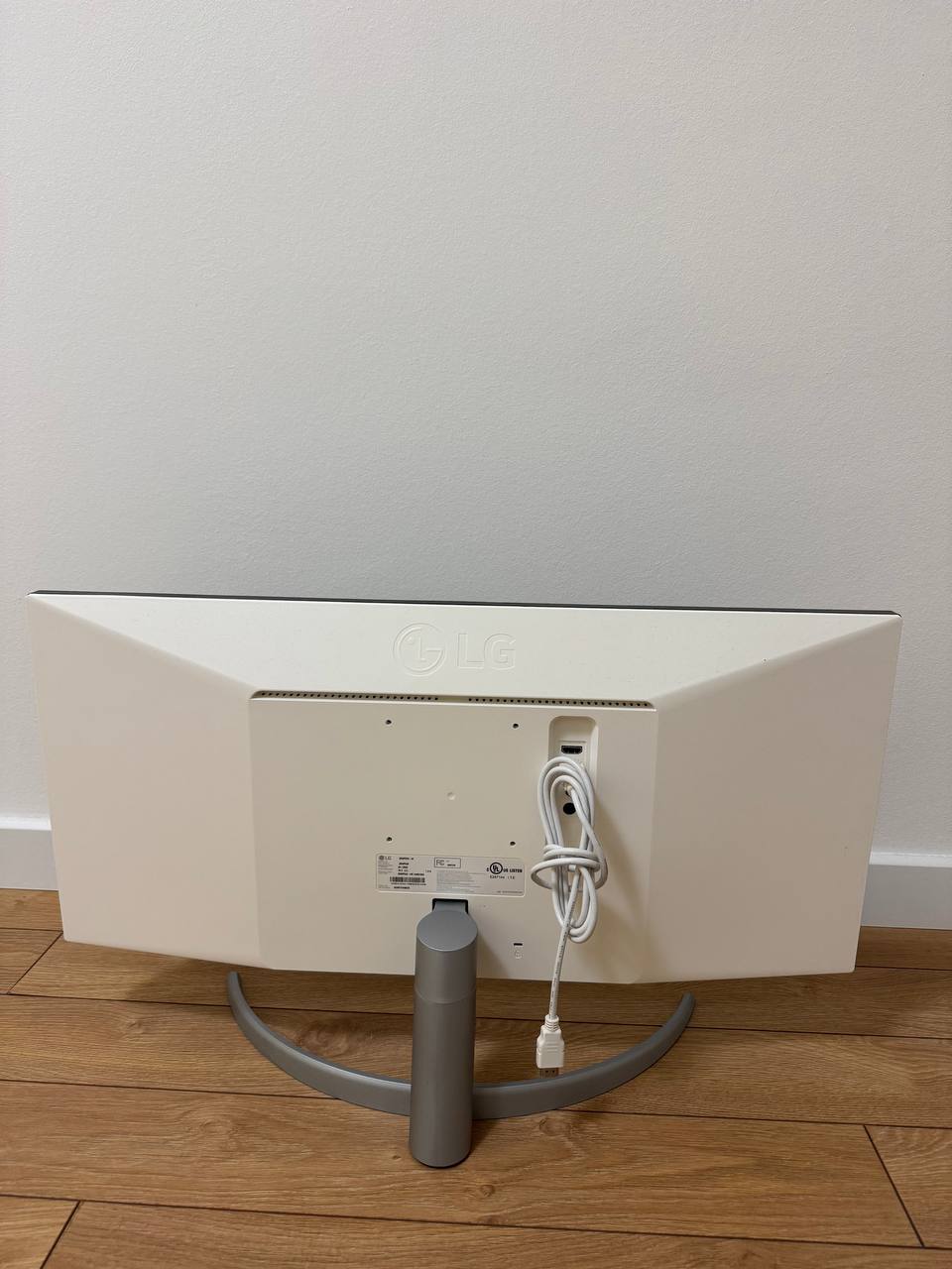 Монитор LG 29WL50S Wide