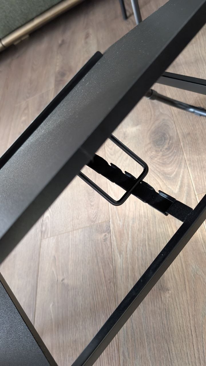Регулируемый столик для ноутбука JYSK