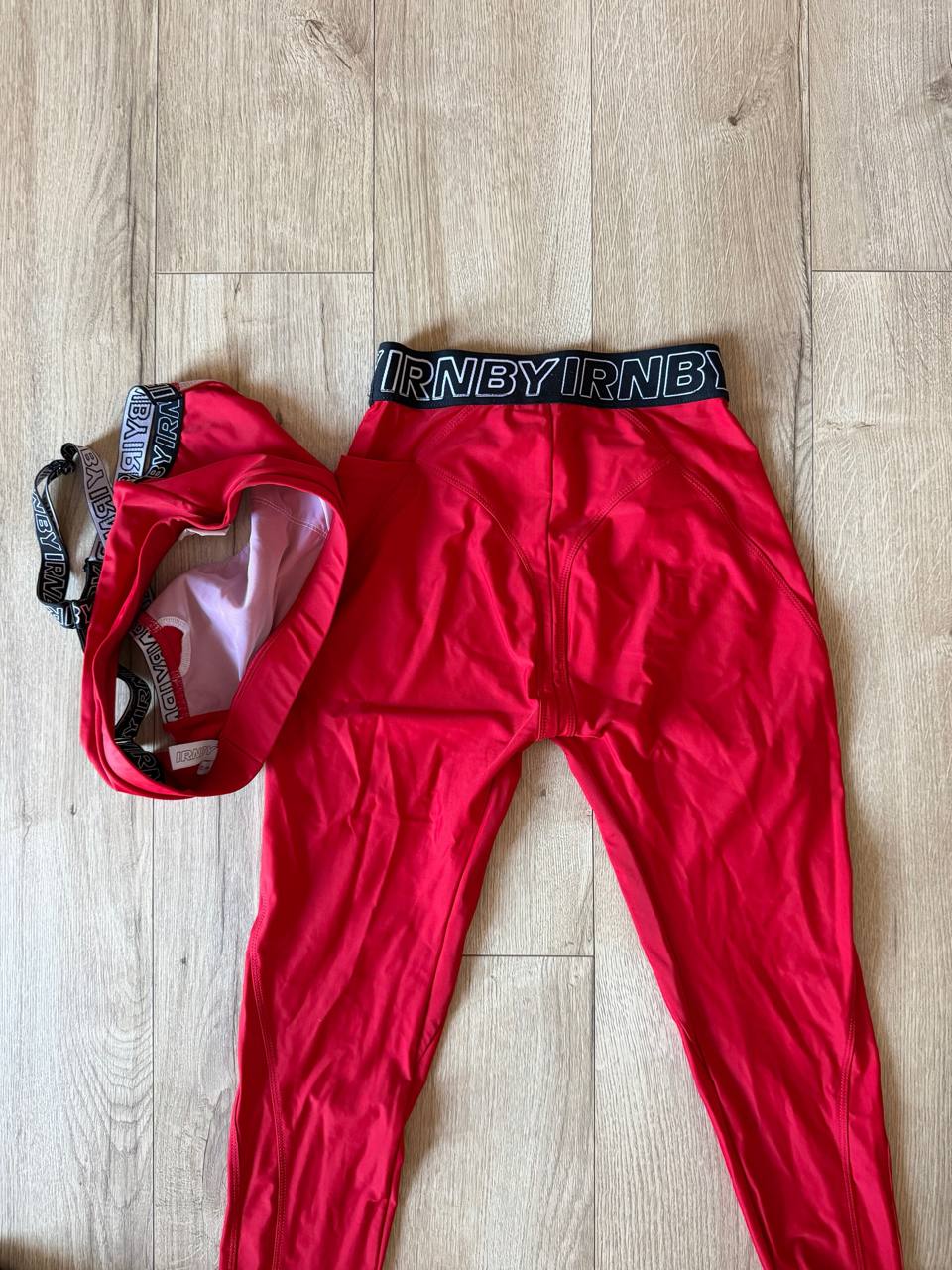 Спортивные леггинсы irnby
