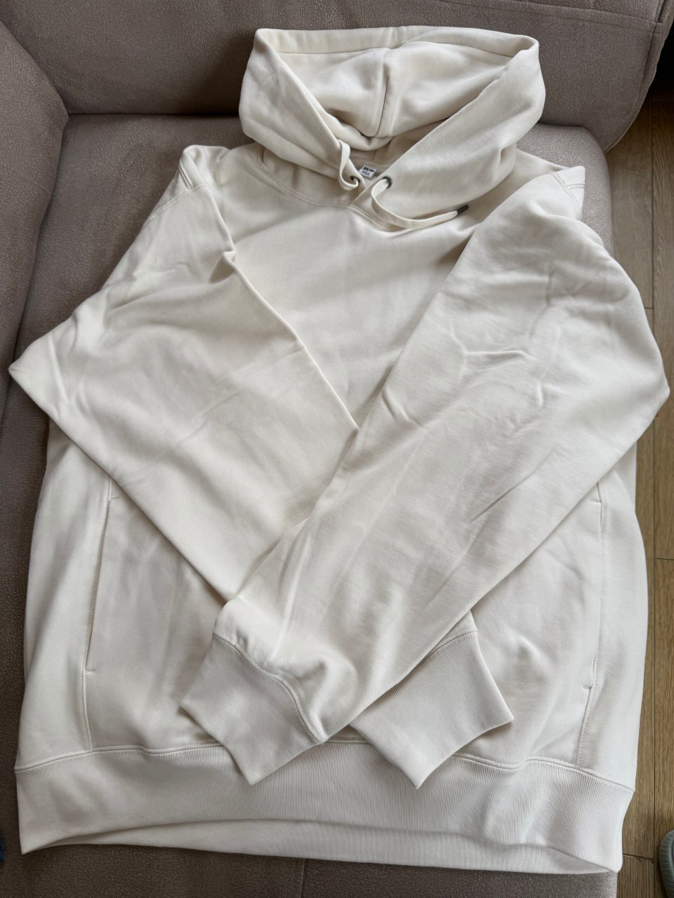 Худи UNIQLO Sweat Pullover Hoodie, размер L, белое