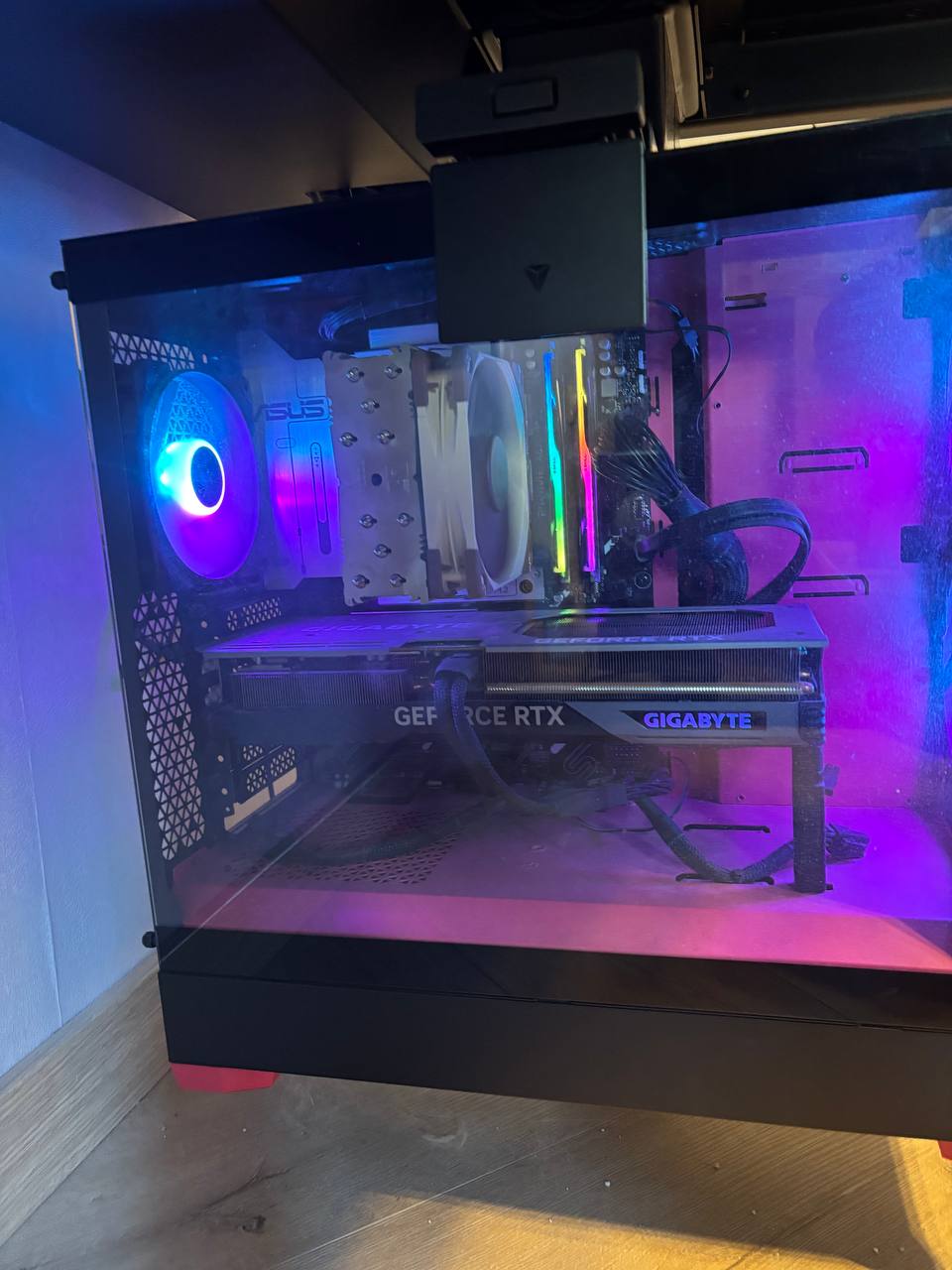 Игровой компьютер: Fractal Pop Air, RTX 4070 Ti, Ryzen 5 7600X