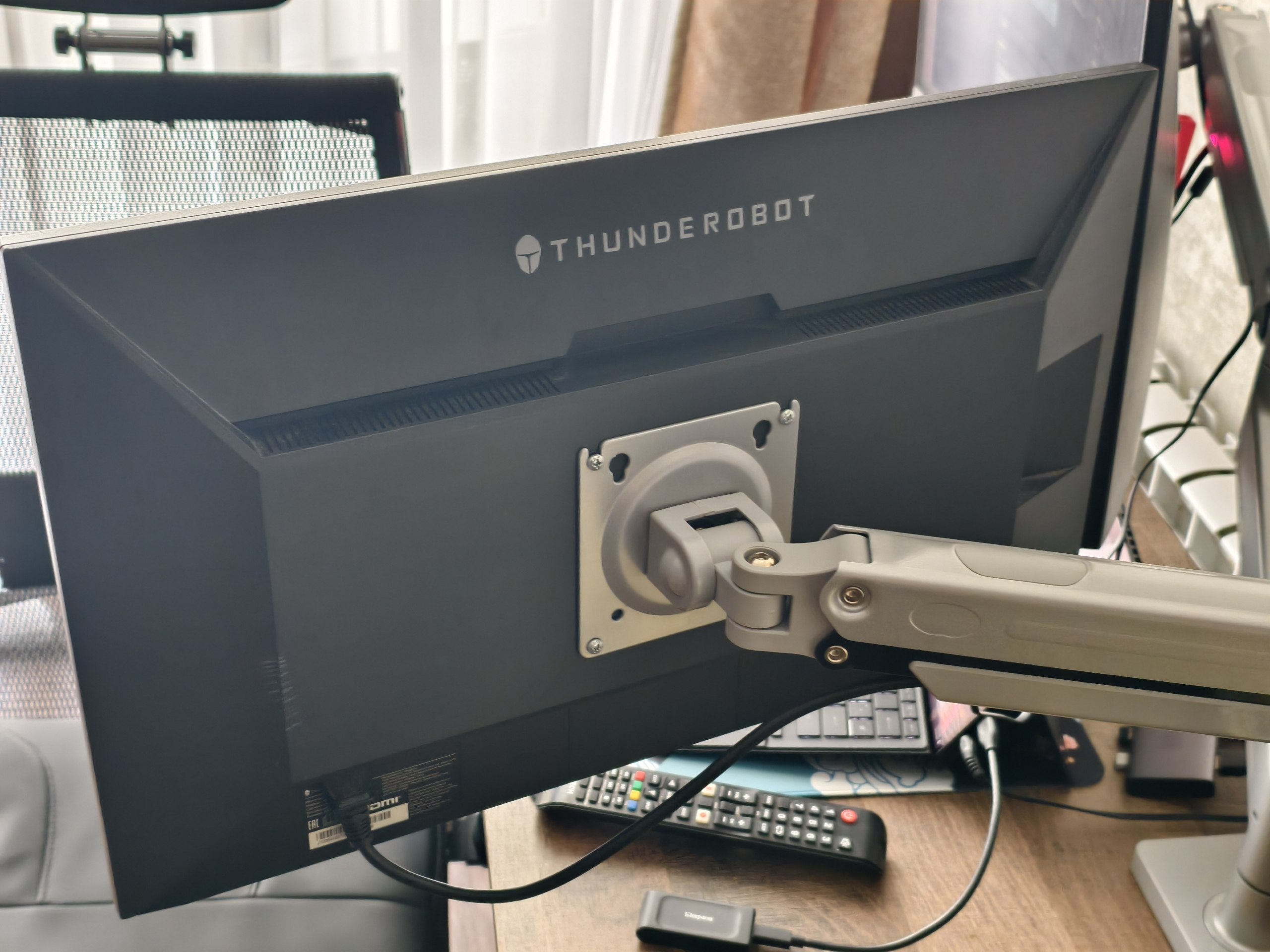 Монитор Thunderobot 24F280 24 дюйма 280 Гц IPS