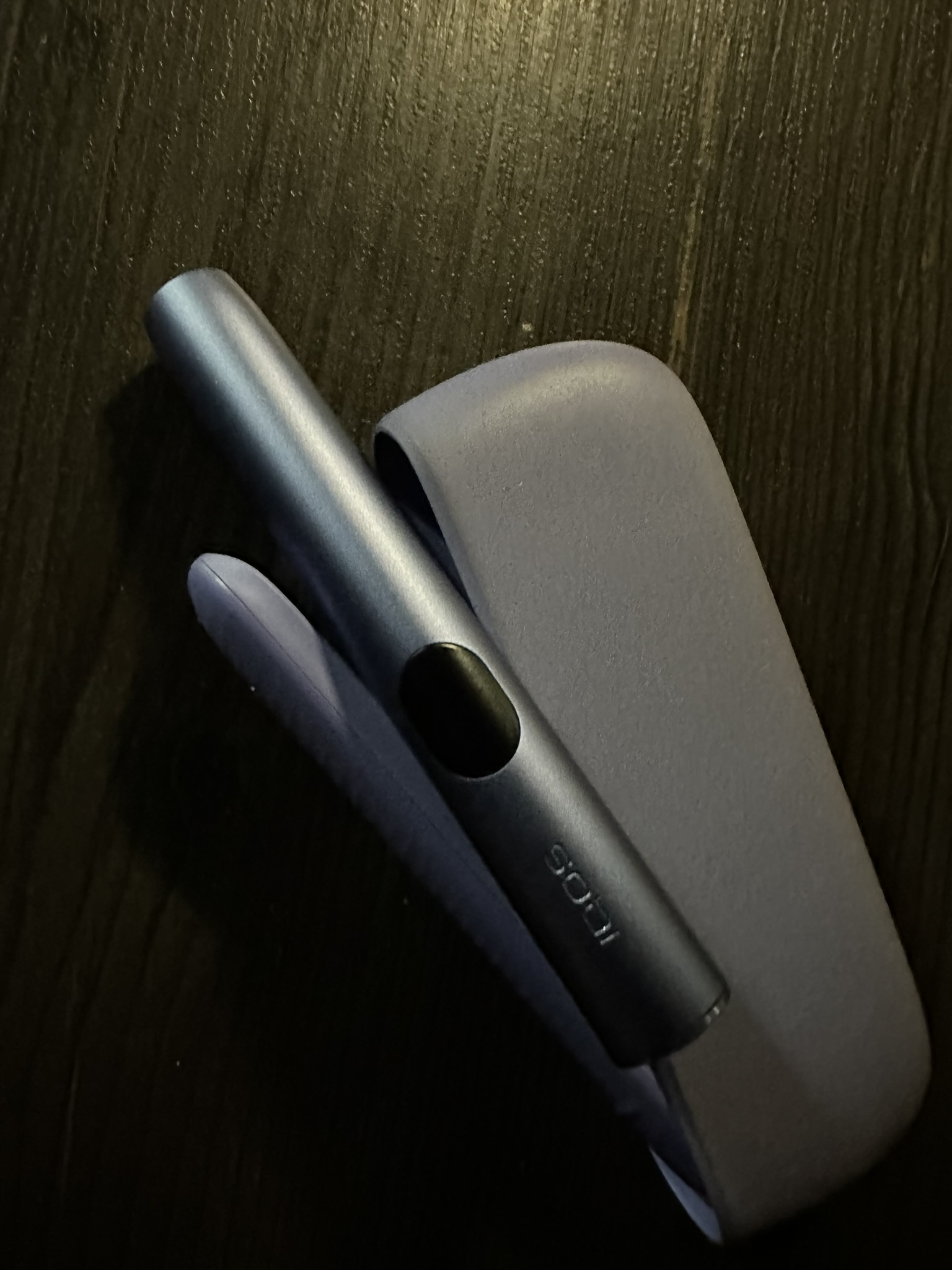 IQOS ILUMA i Digital Violet