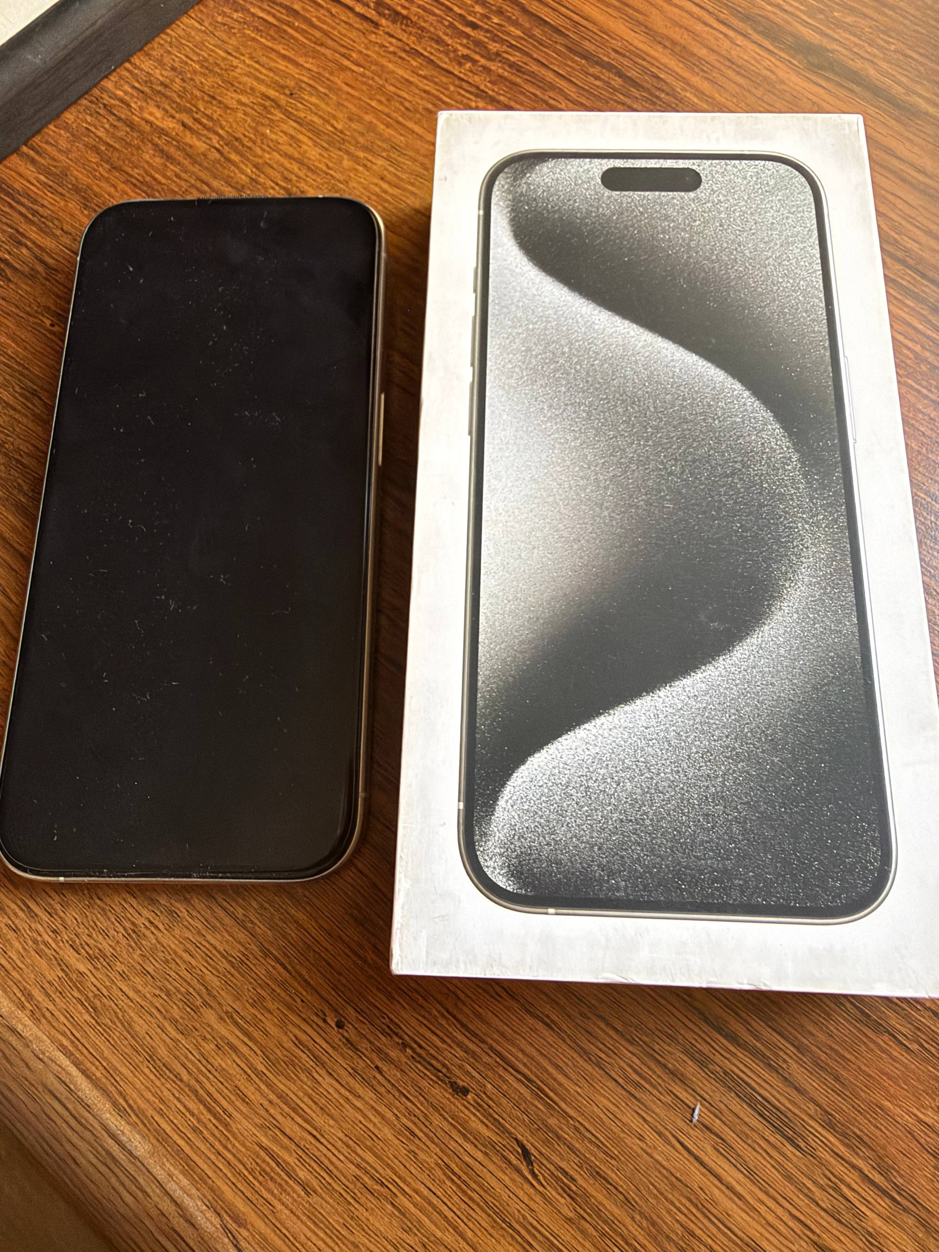 iPhone 15 Pro 256GB