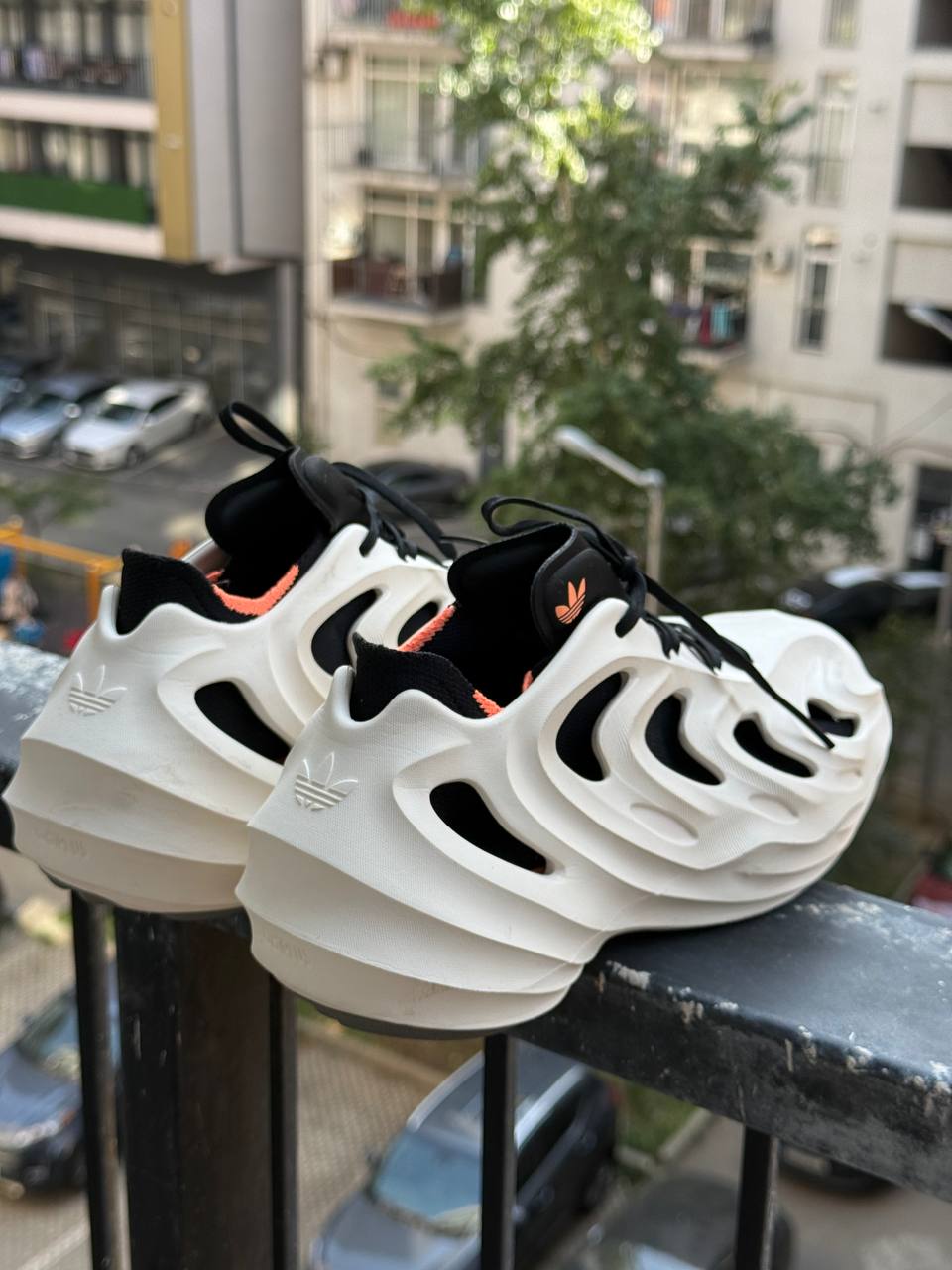 Кроссовки Adidas Adifom Q белые, 38 размер